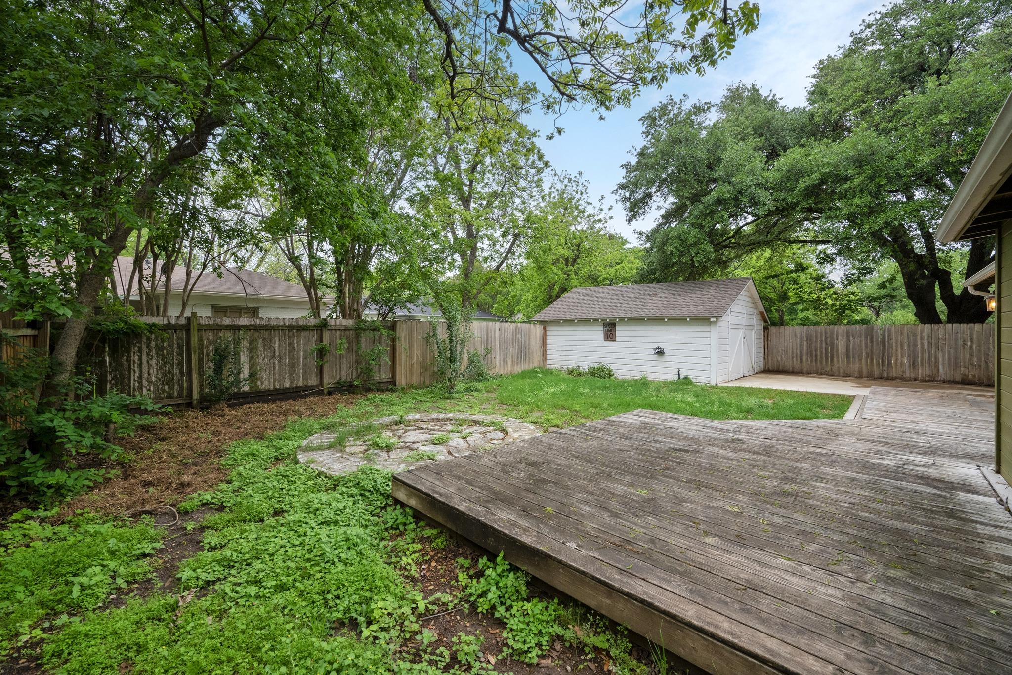 1216 S Myrtle St, Georgetown, TX 78626