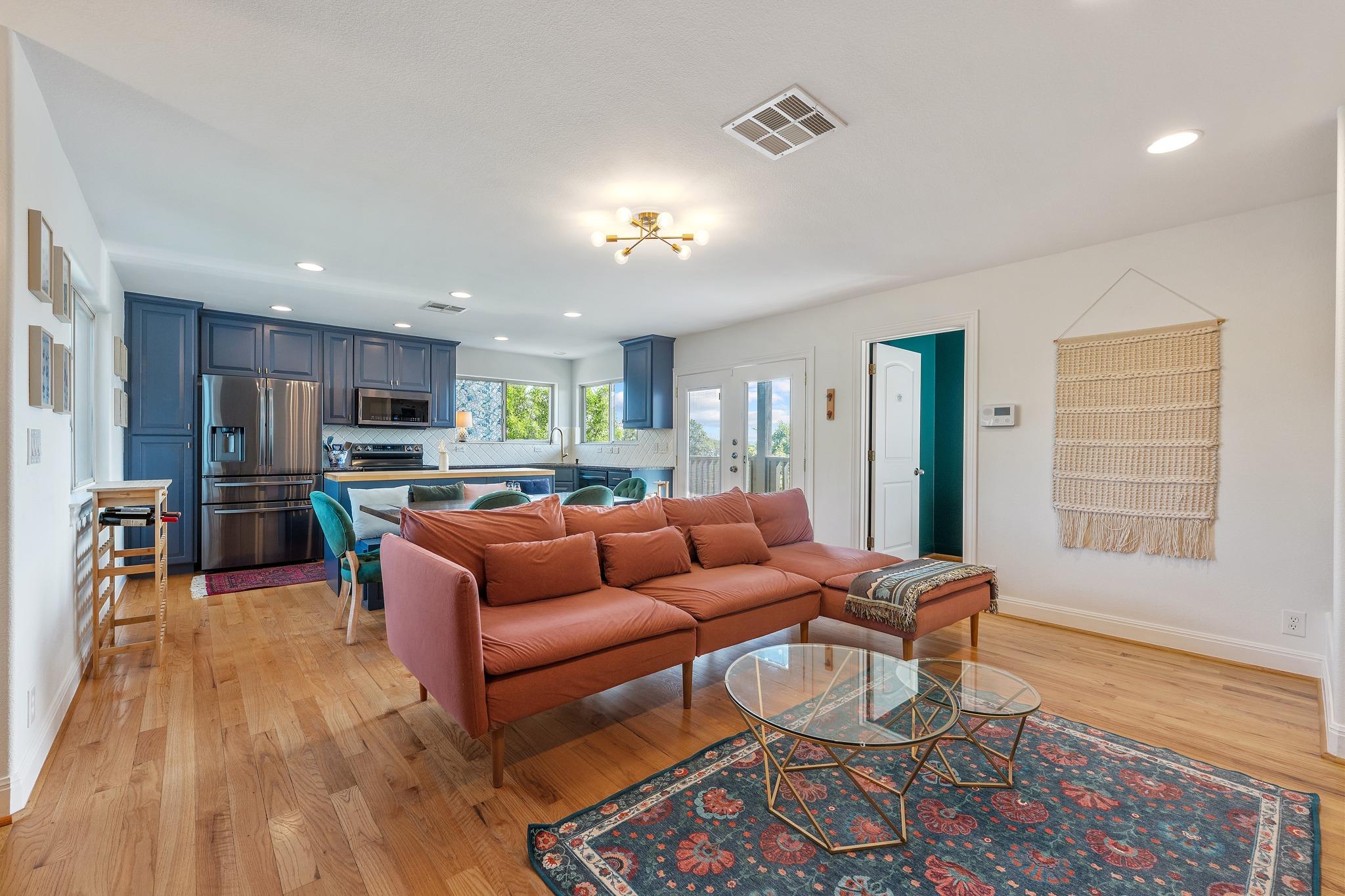 2206 Whitebead Trl, Austin, TX 78734