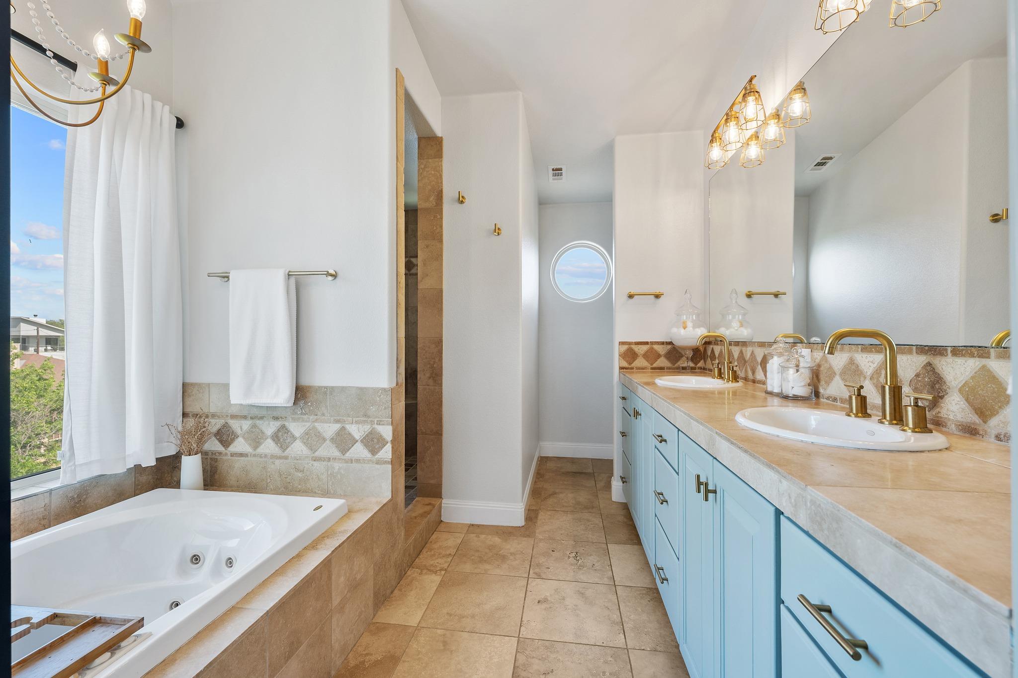 2206 Whitebead Trl, Austin, TX 78734