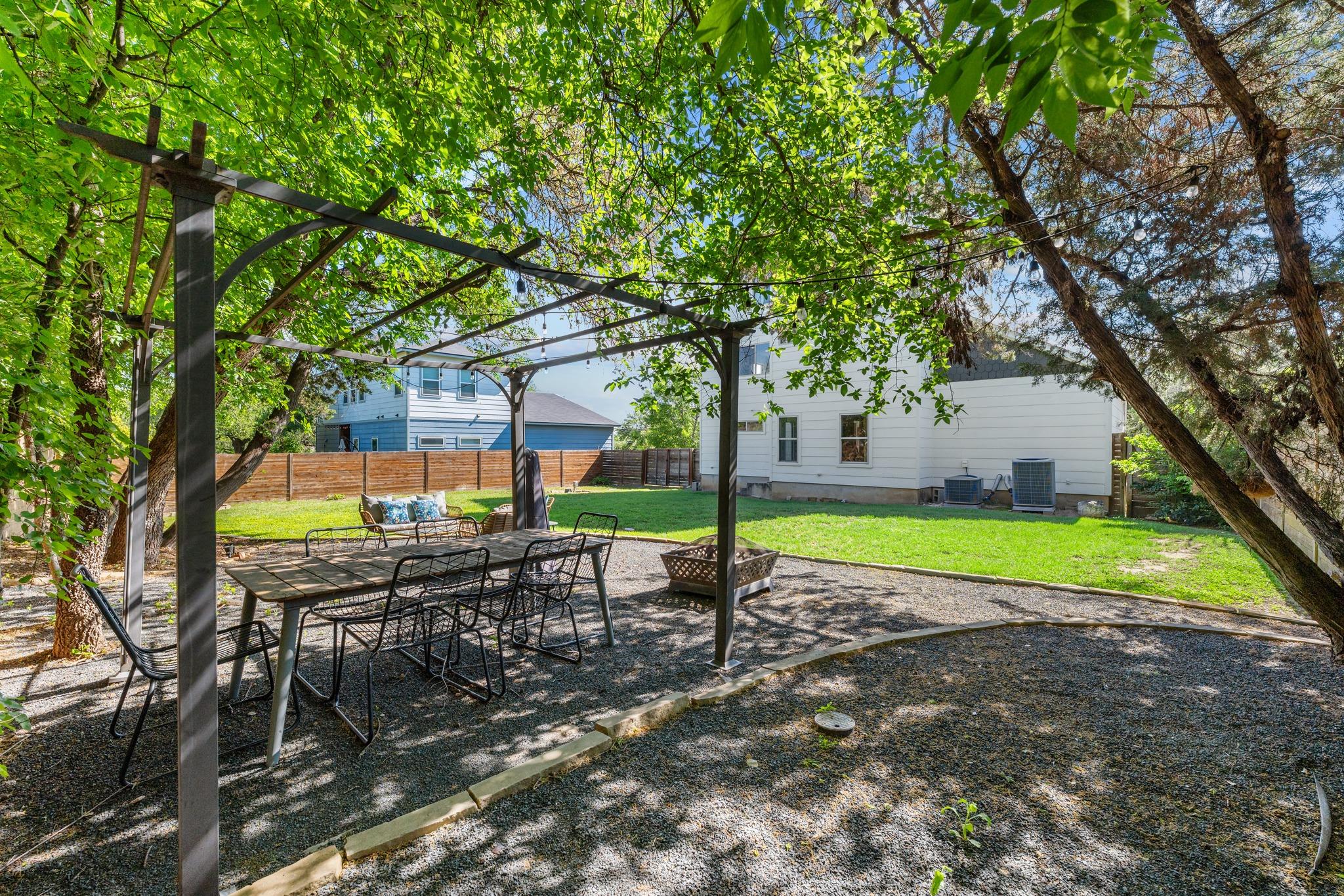 2206 Whitebead Trl, Austin, TX 78734