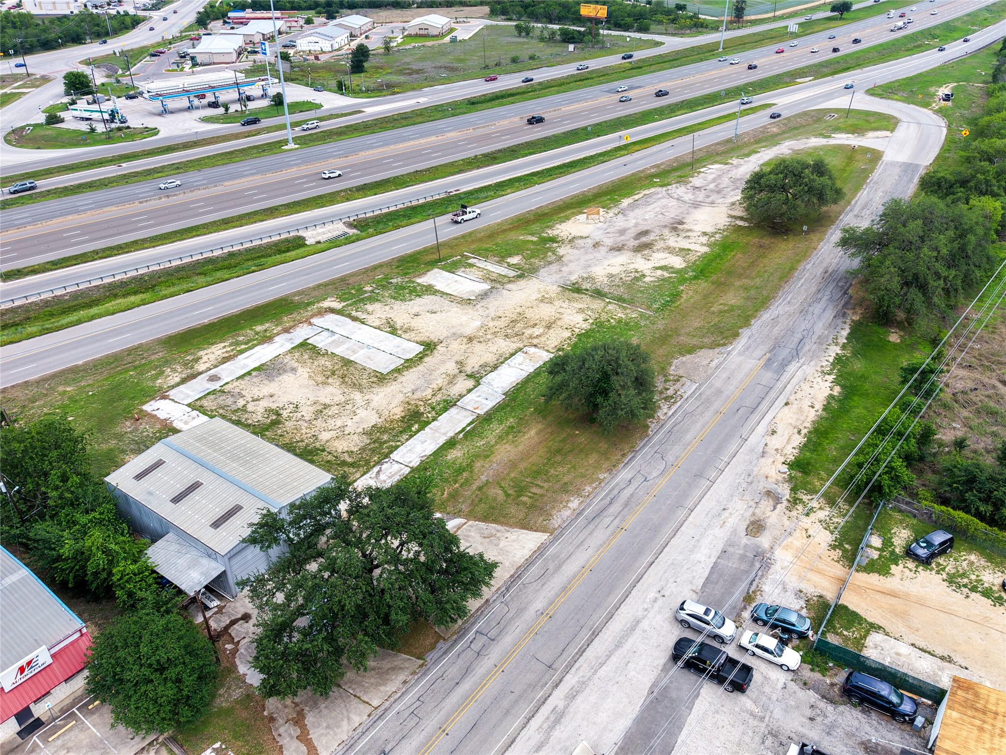 505 S Old Hwy 81, Kyle, TX 78640