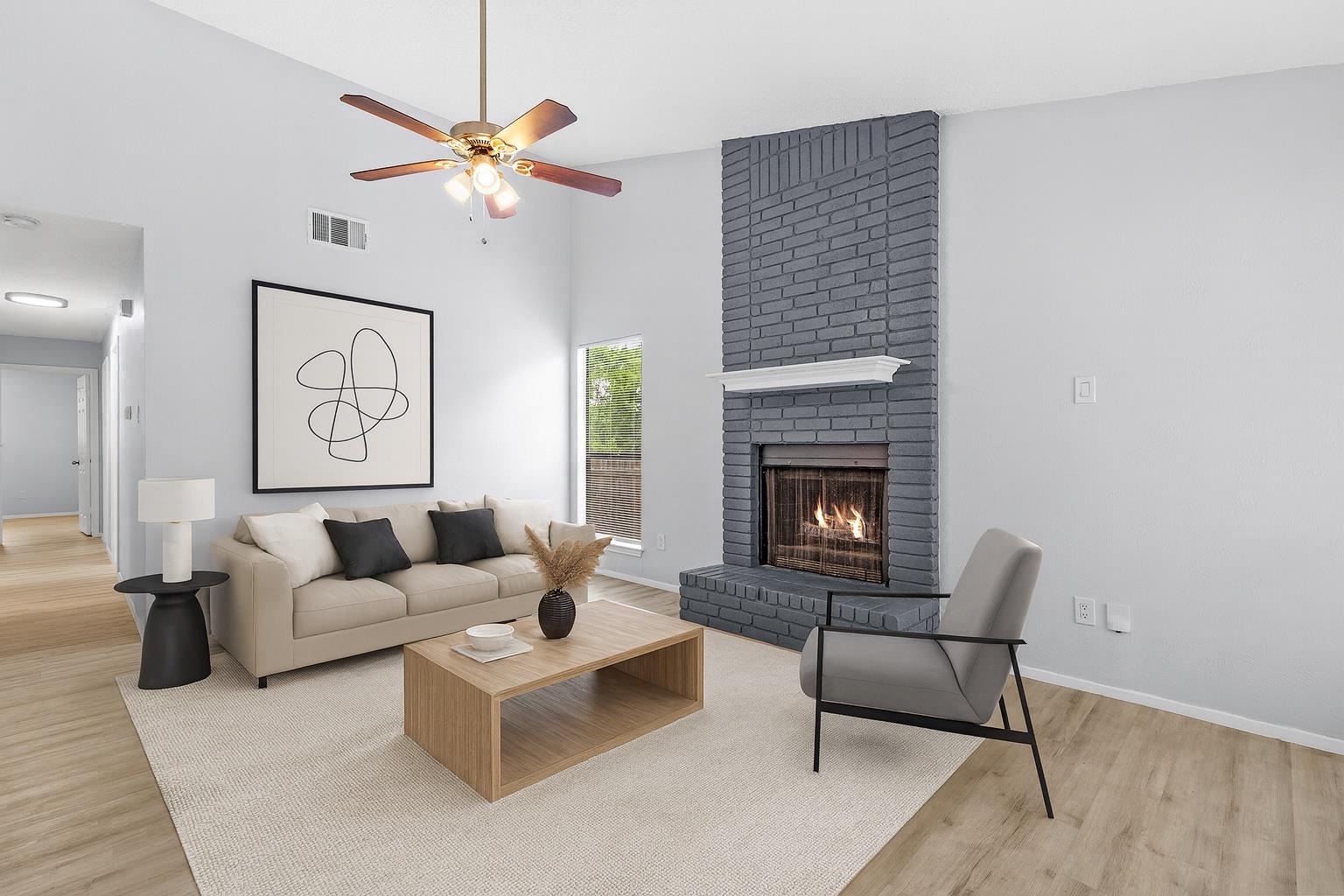 618 Rollingway Dr # B, Round Rock, TX 78681