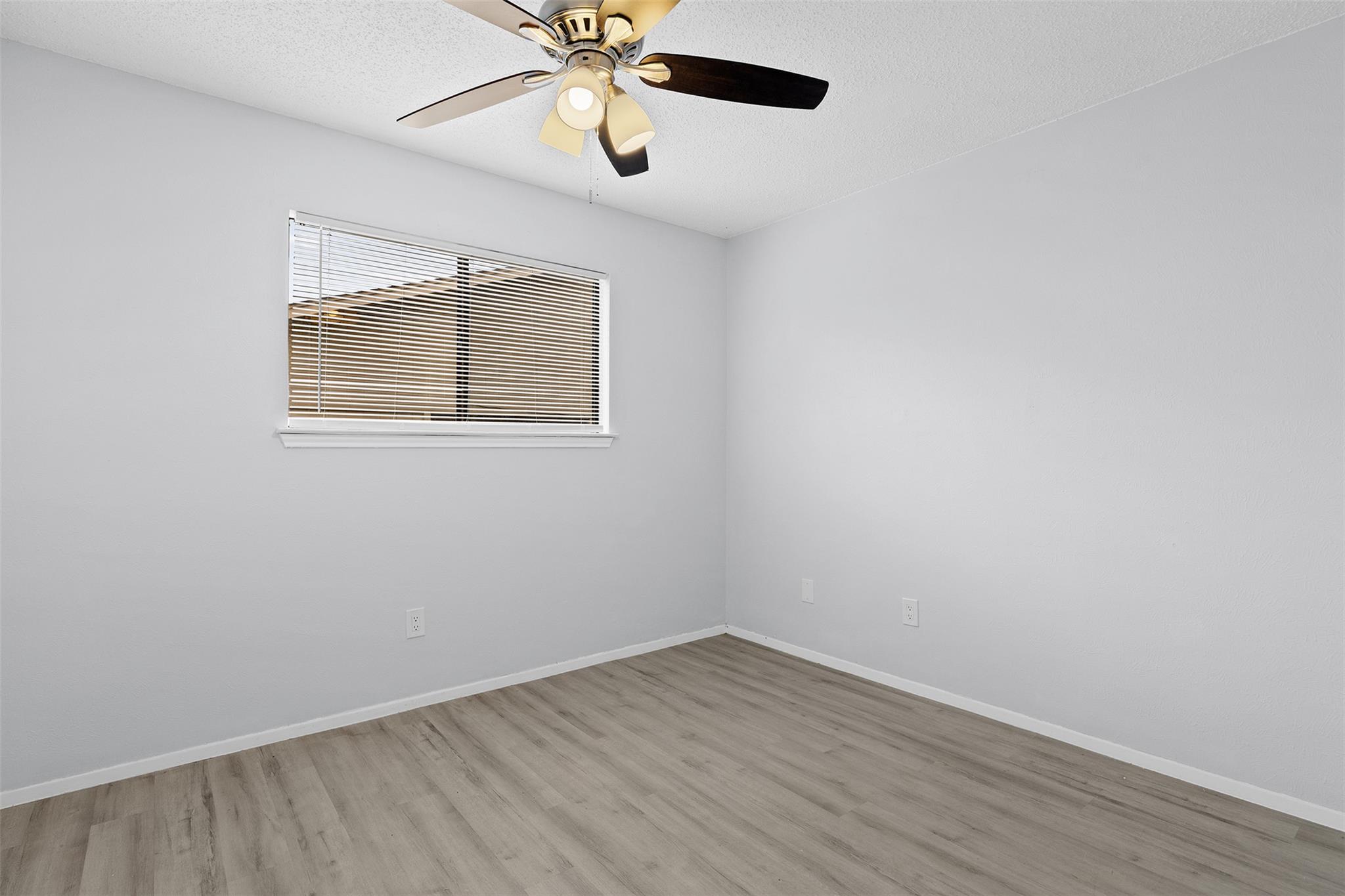 618 Rollingway Dr # B, Round Rock, TX 78681