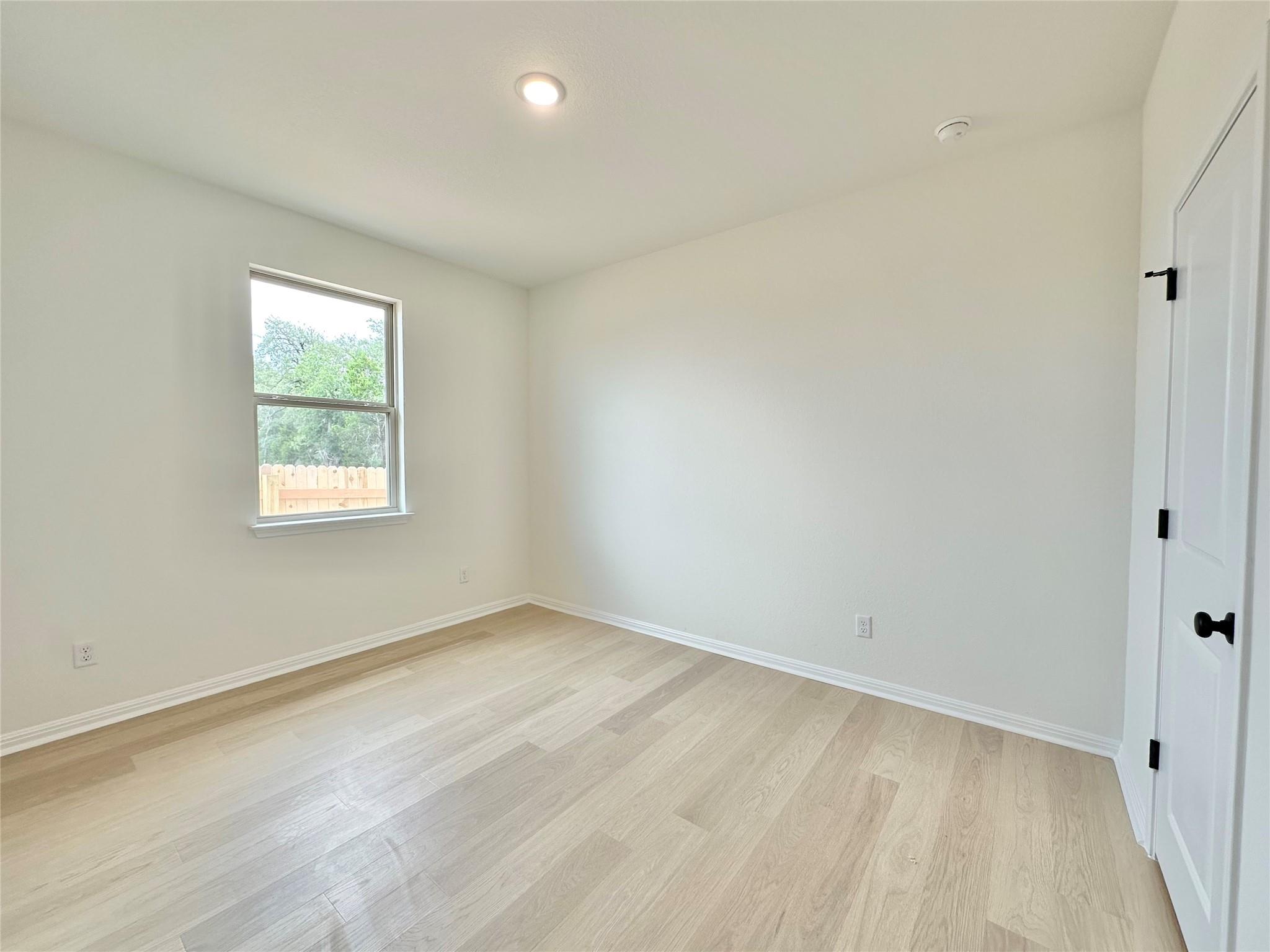 436 Treadwell Ln, Kyle, TX 78640