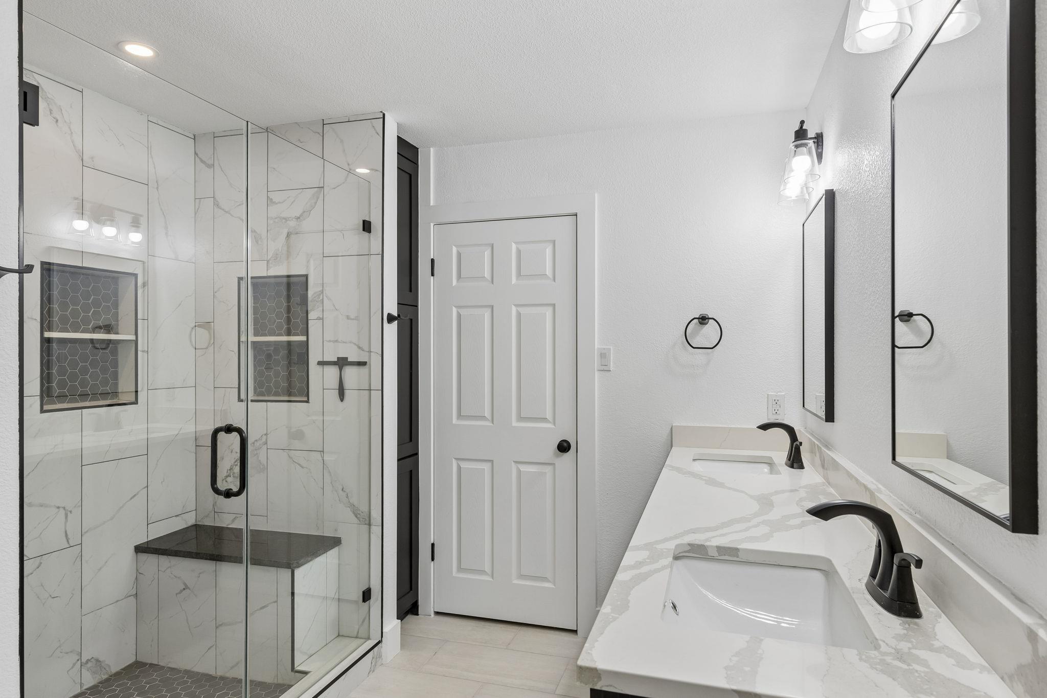 114 Cedar Dr, Mountain City, TX 78610