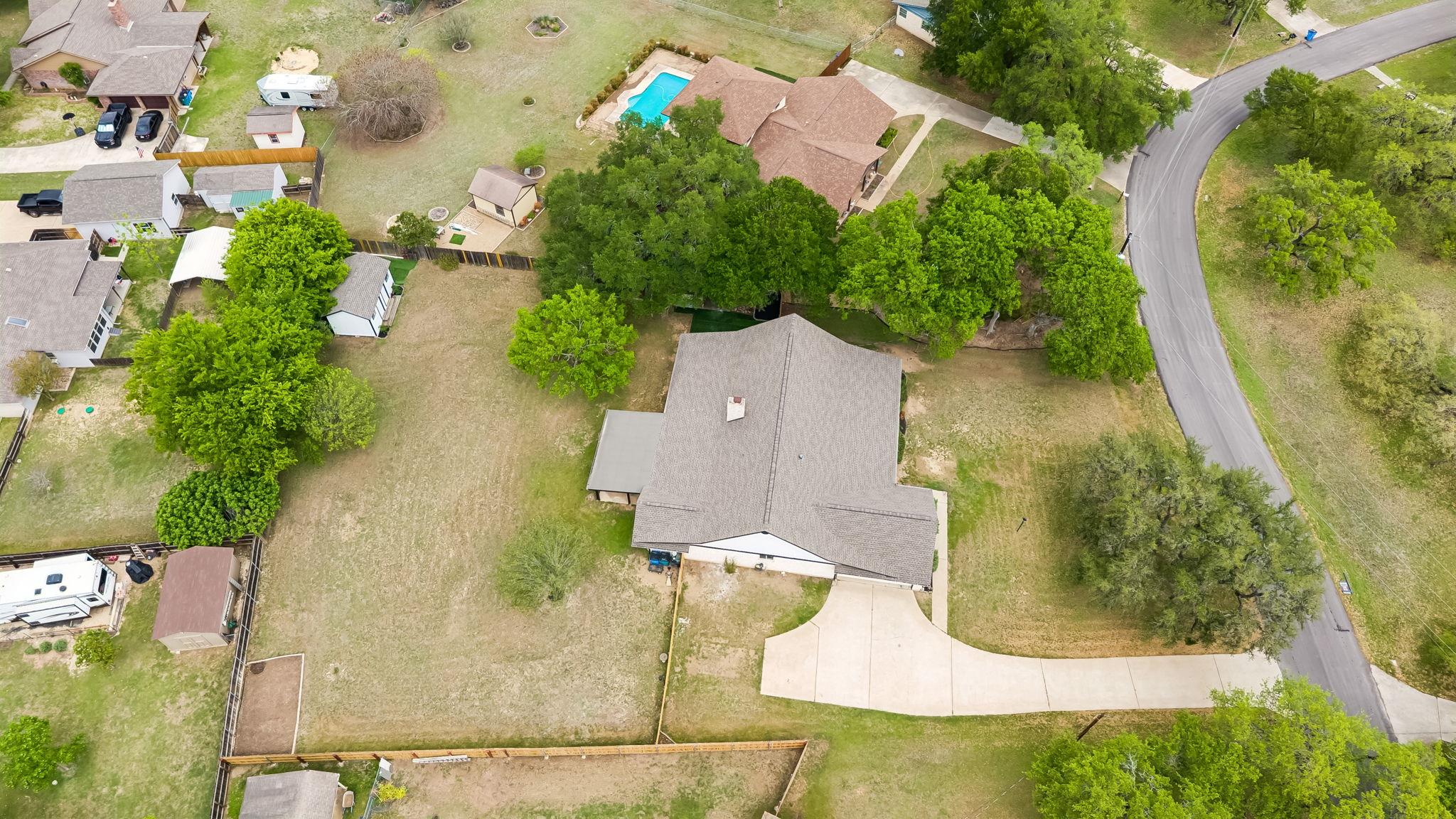 114 Cedar Dr, Mountain City, TX 78610