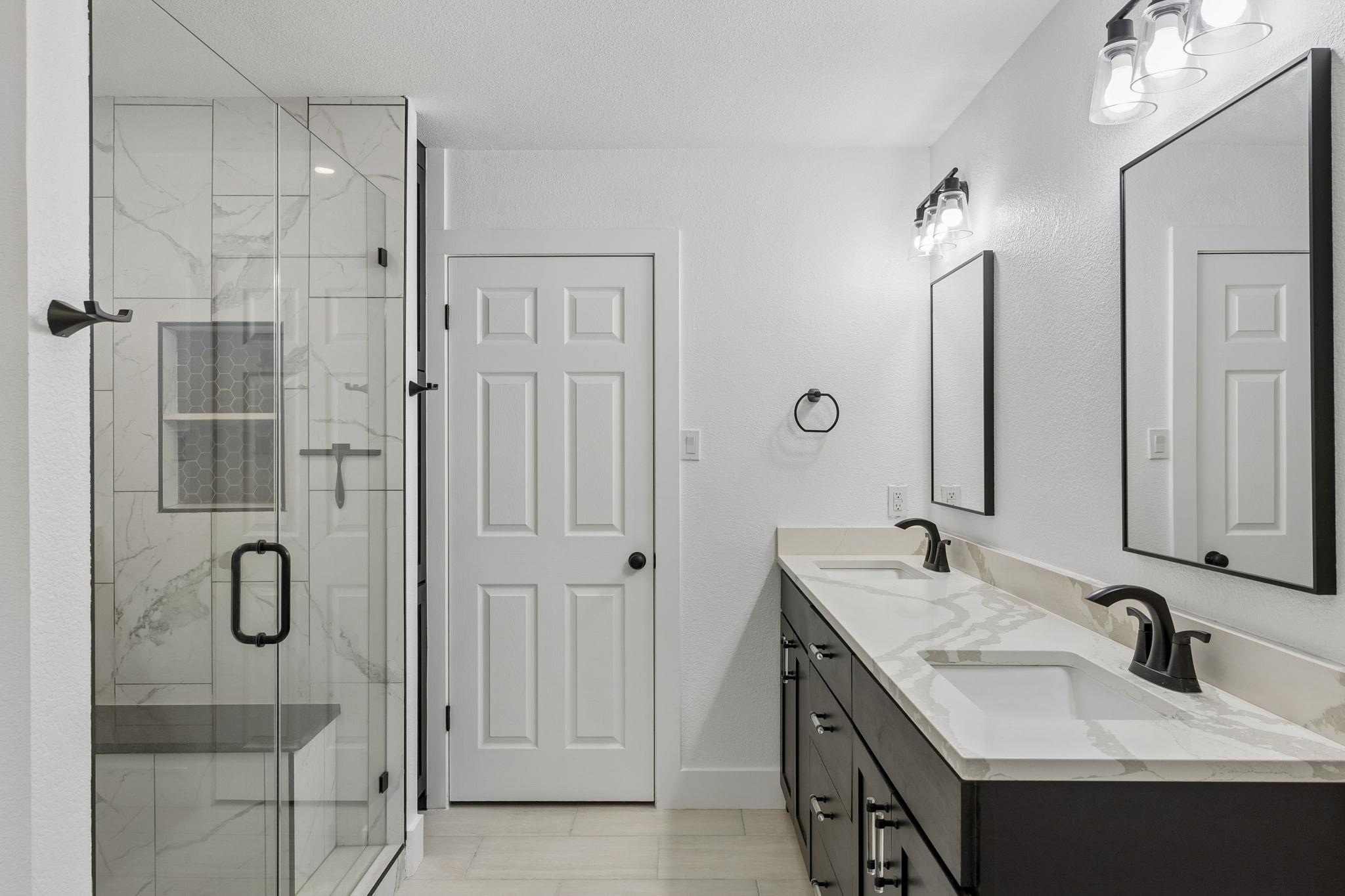 114 Cedar Dr, Mountain City, TX 78610