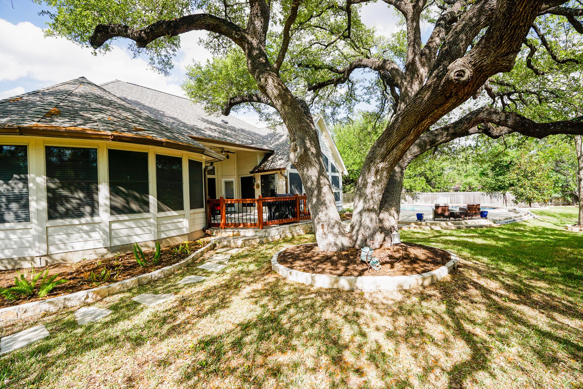 15825 CHATHAM WOOD Dr, Austin, TX 78717