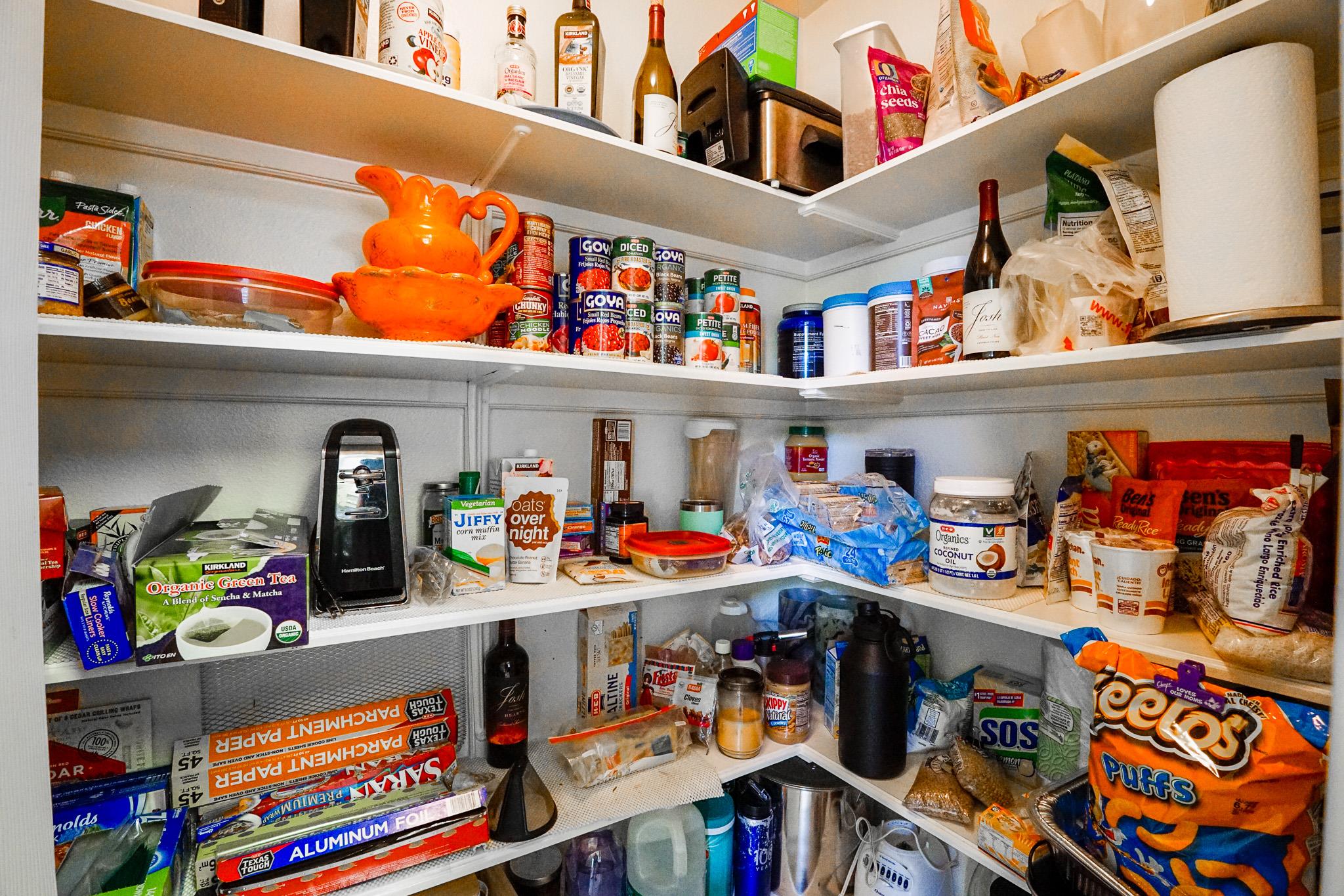 15825 CHATHAM WOOD Dr, Austin, TX 78717