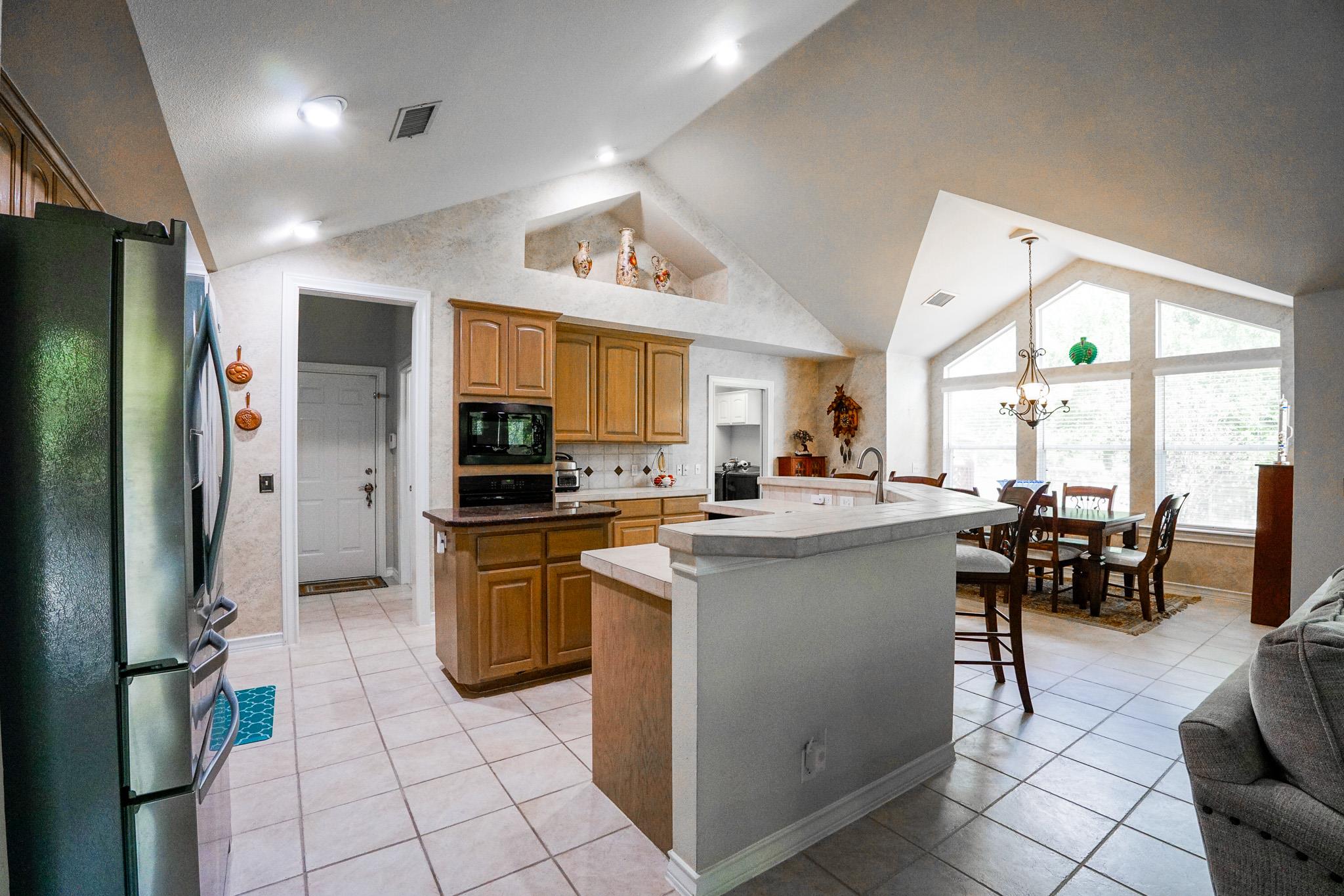 15825 CHATHAM WOOD Dr, Austin, TX 78717