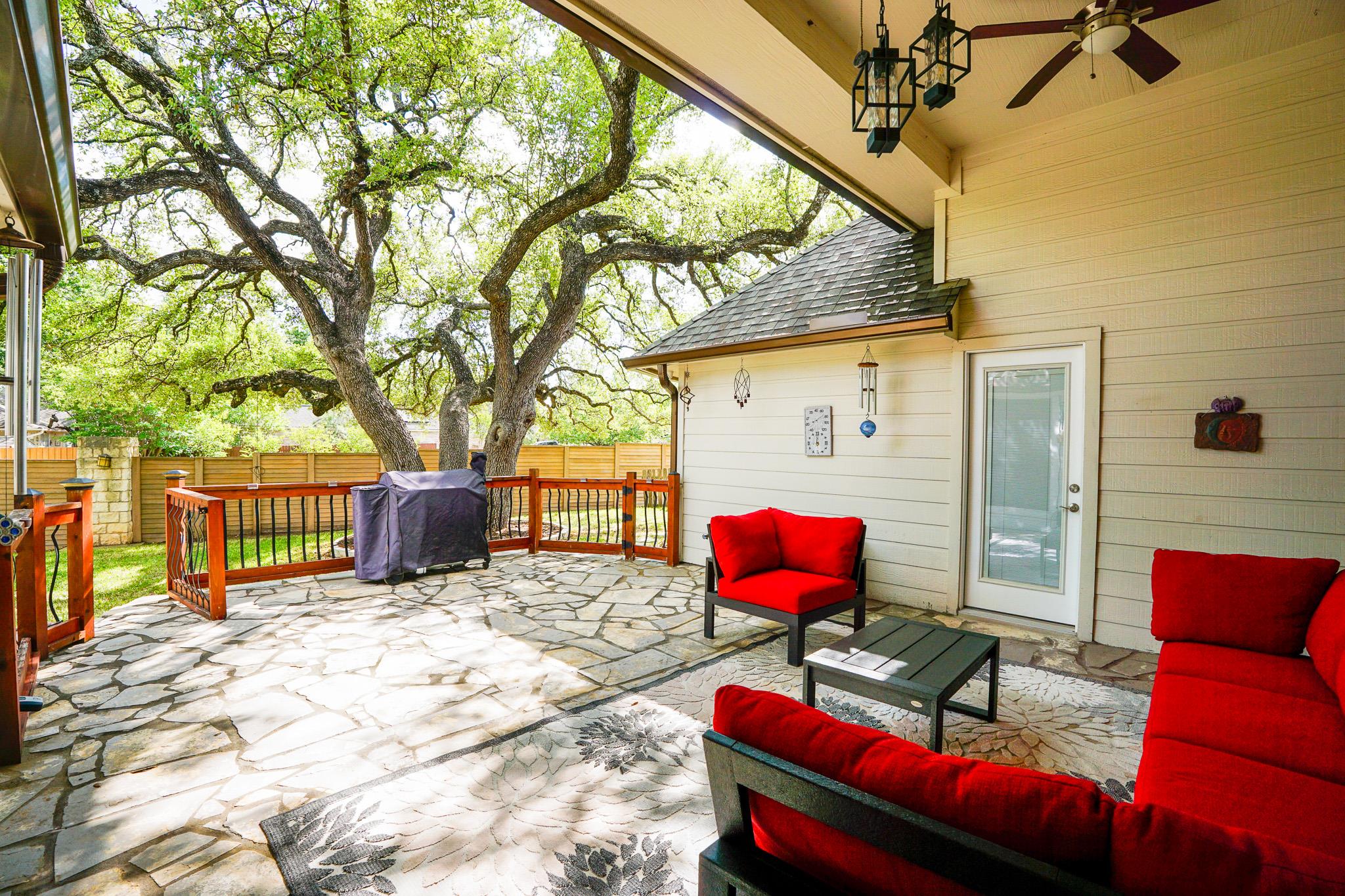 15825 CHATHAM WOOD Dr, Austin, TX 78717