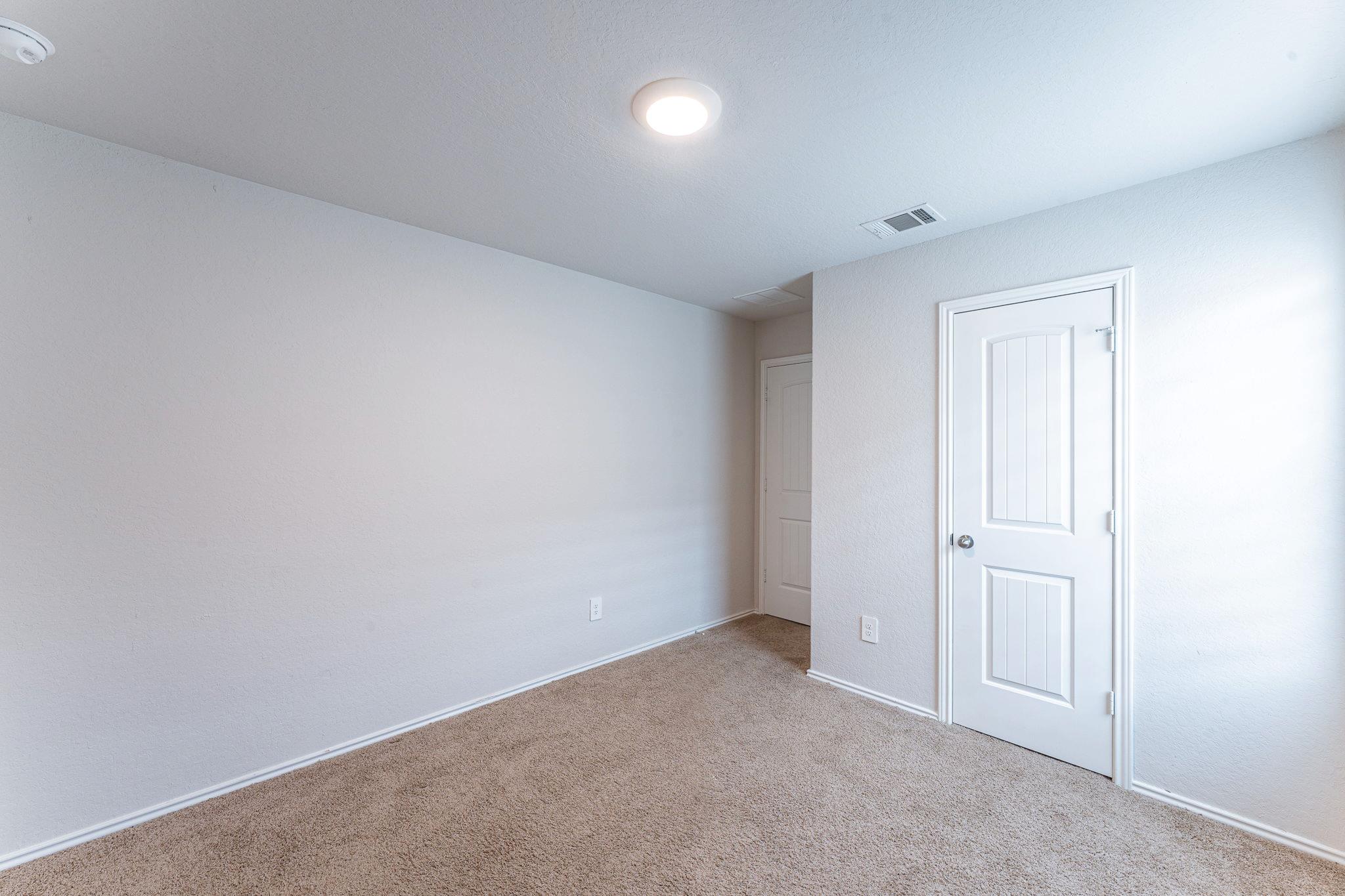 317 Lily Pond Trl, San Marcos, TX 78666