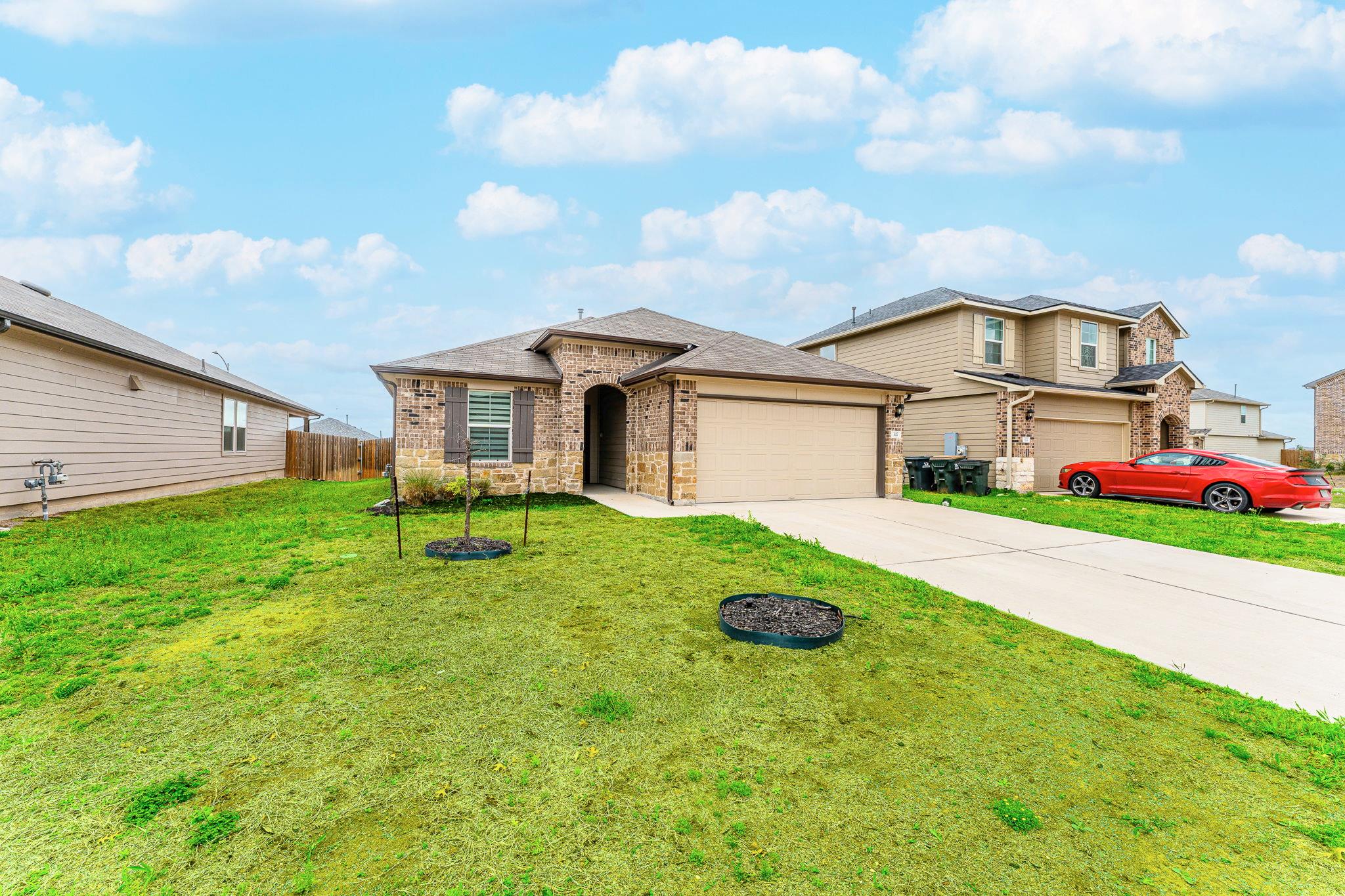 317 Lily Pond Trl, San Marcos, TX 78666