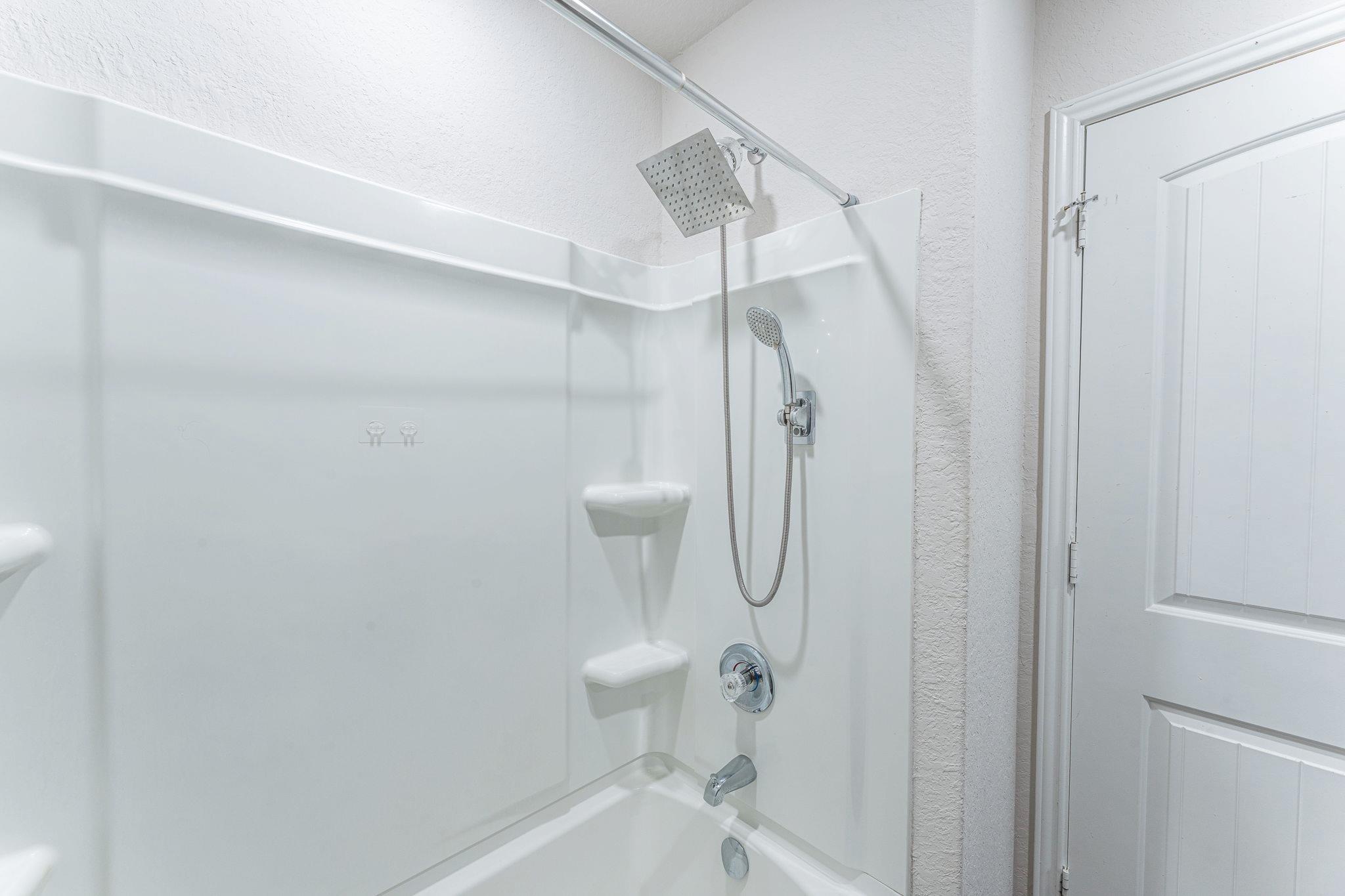 317 Lily Pond Trl, San Marcos, TX 78666