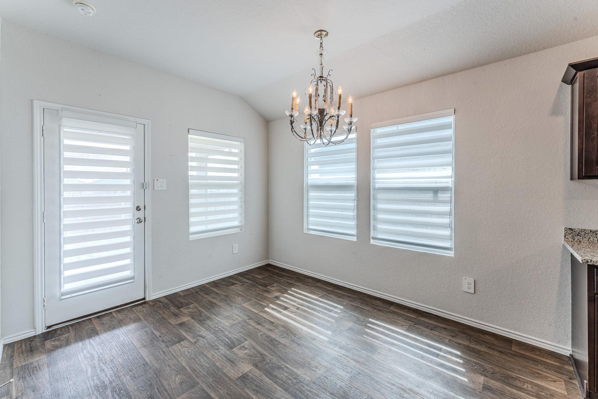 317 Lily Pond Trl, San Marcos, TX 78666