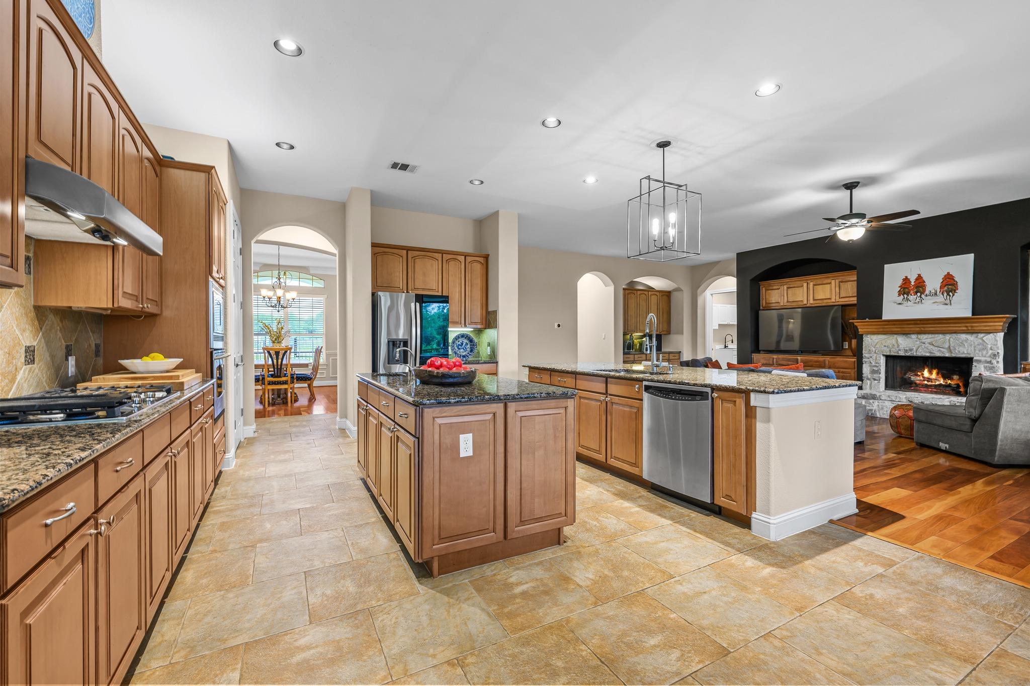 6112 Laguna Cliff Ln, Austin, TX 78734