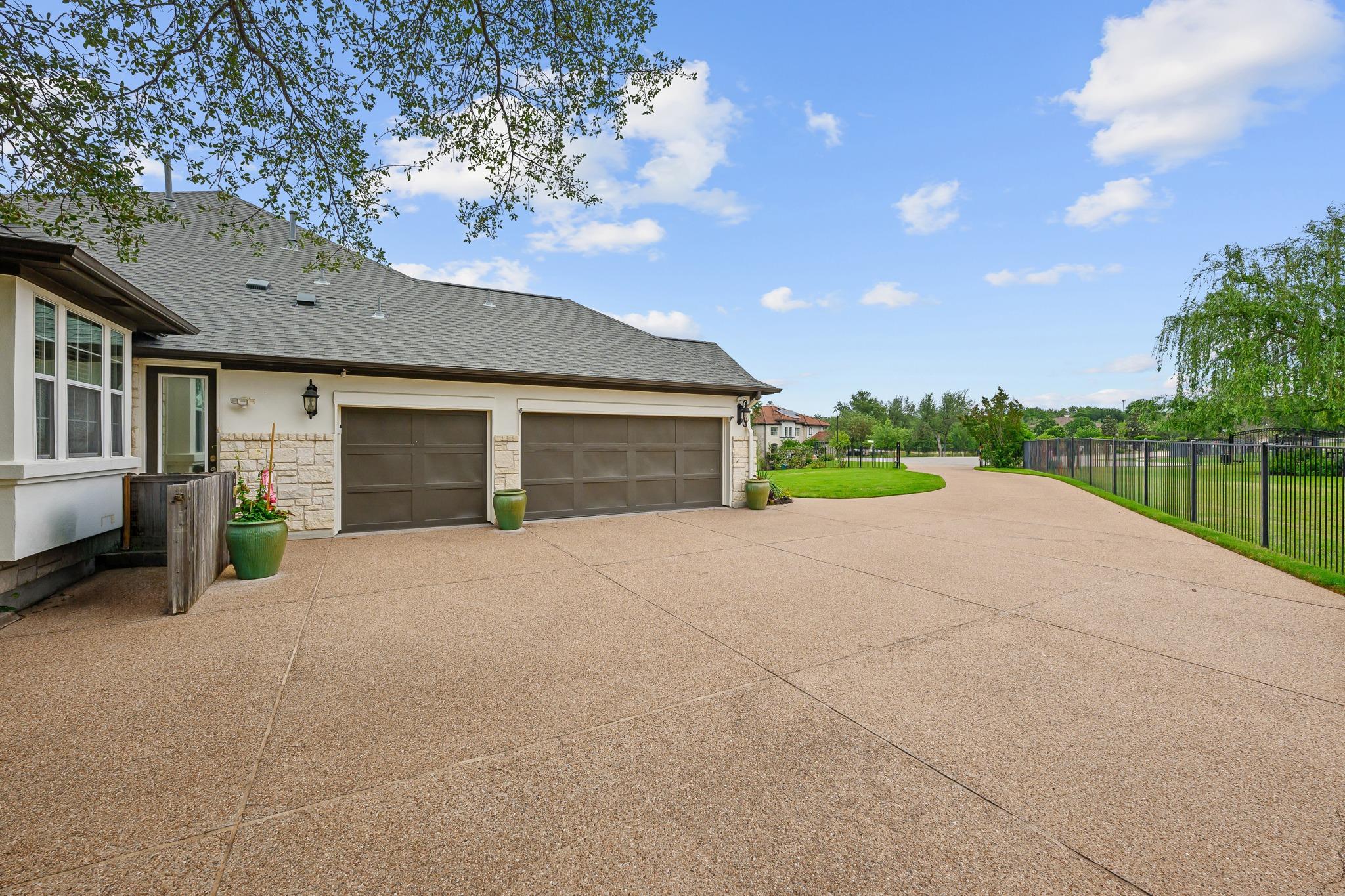 6112 Laguna Cliff Ln, Austin, TX 78734