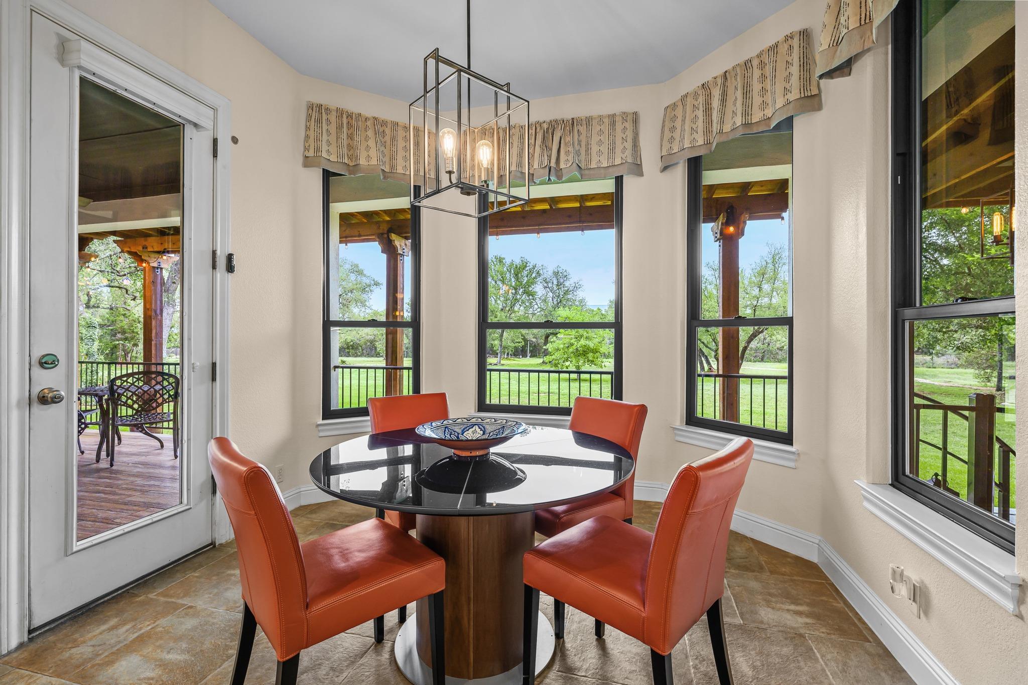 6112 Laguna Cliff Ln, Austin, TX 78734