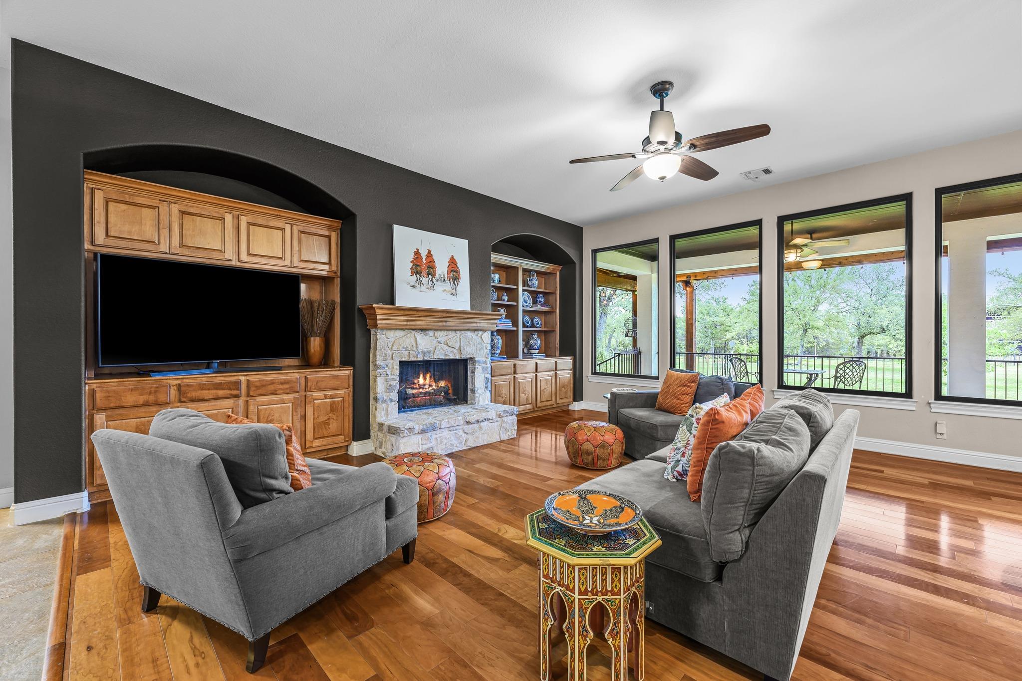 6112 Laguna Cliff Ln, Austin, TX 78734