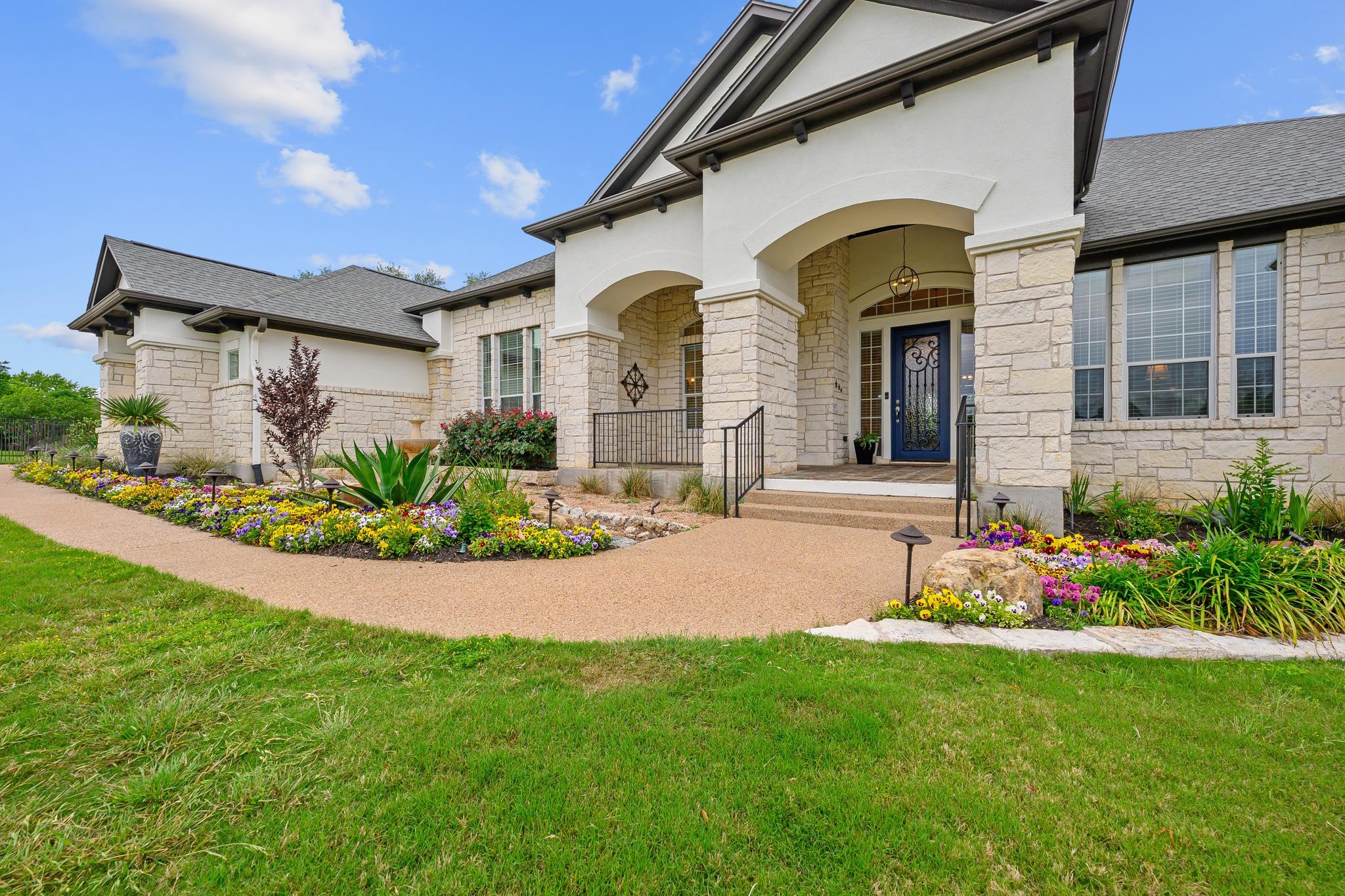 6112 Laguna Cliff Ln, Austin, TX 78734