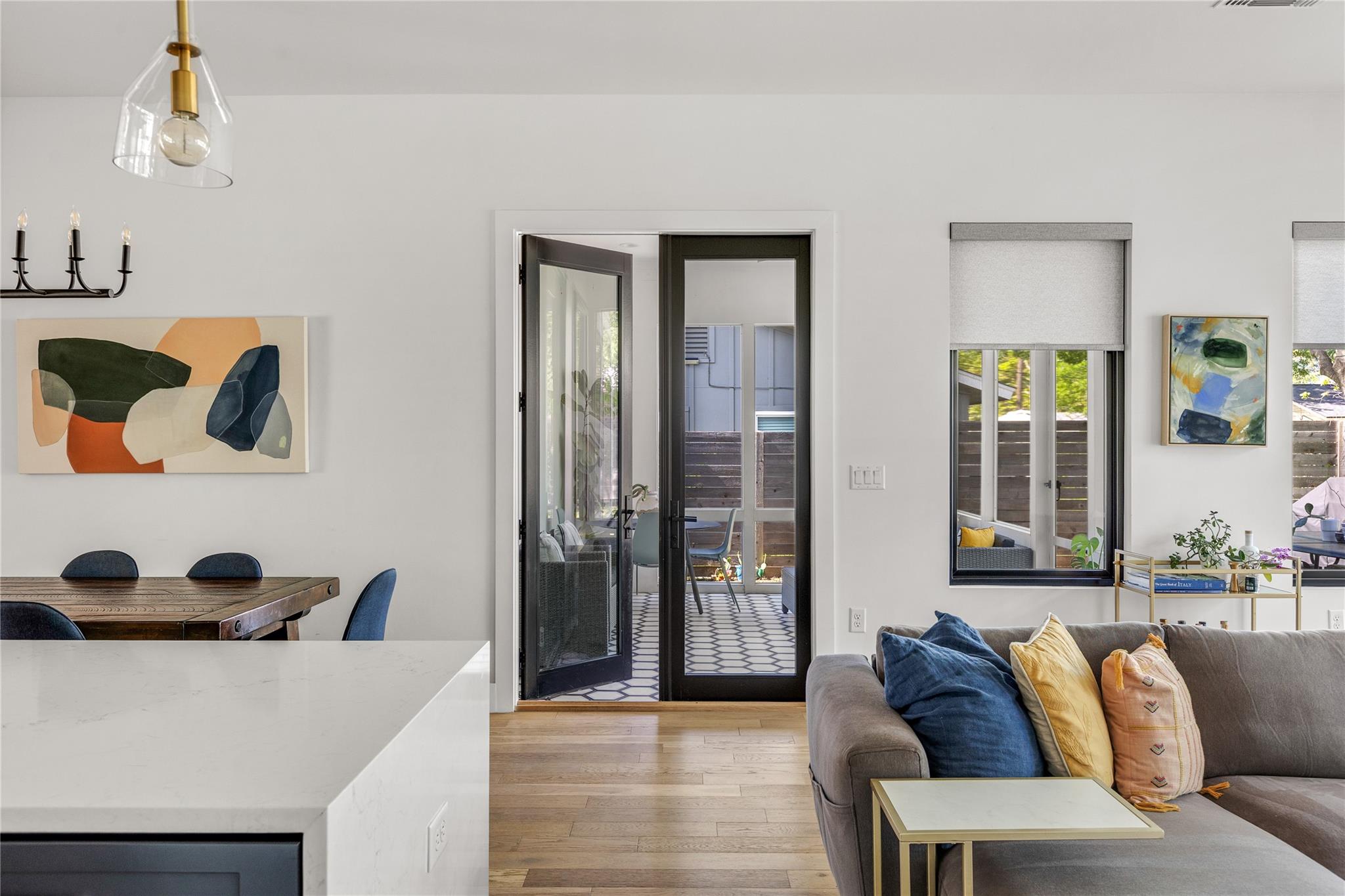 6704 Hardy Dr, Austin, TX 78757