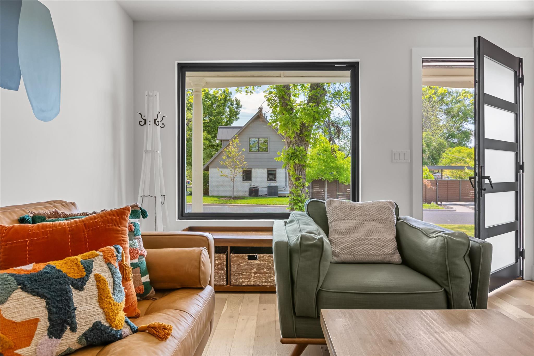 6704 Hardy Dr, Austin, TX 78757