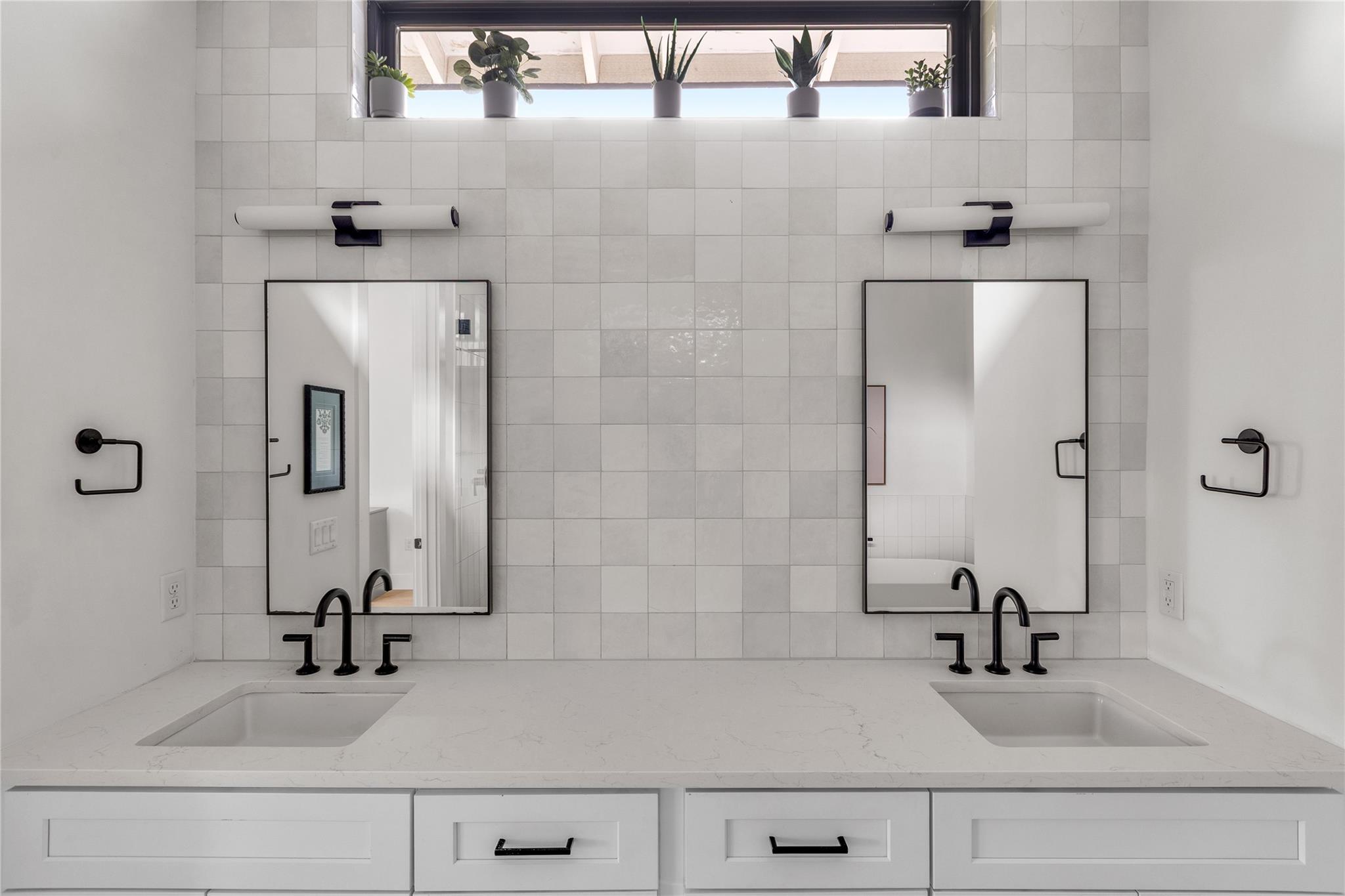 6704 Hardy Dr, Austin, TX 78757