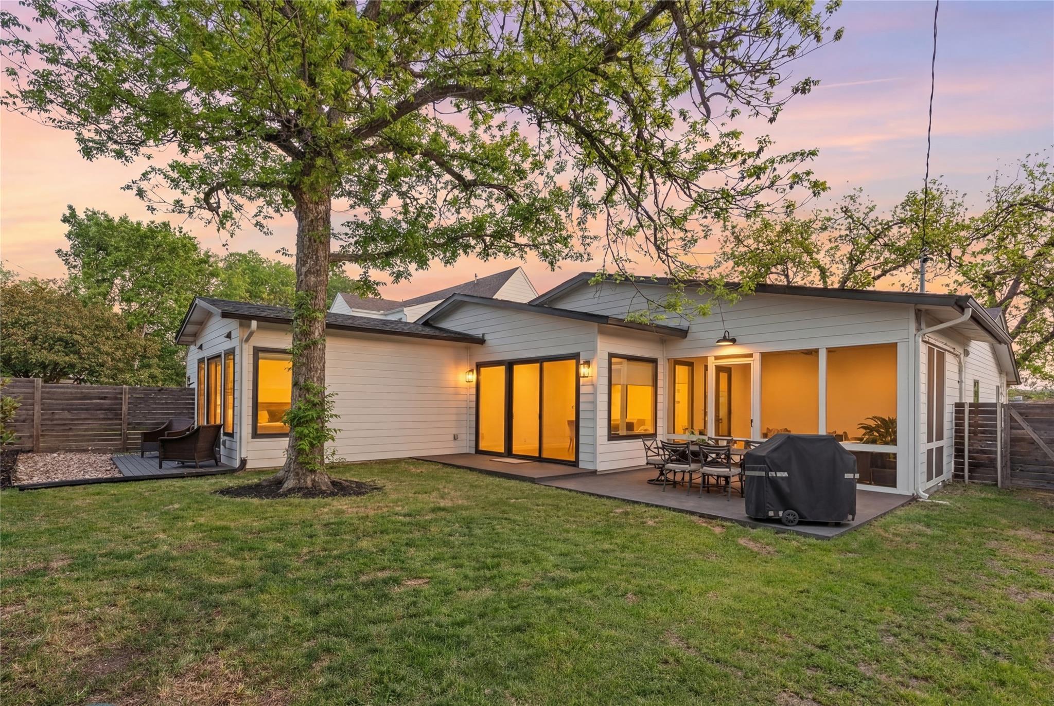 6704 Hardy Dr, Austin, TX 78757