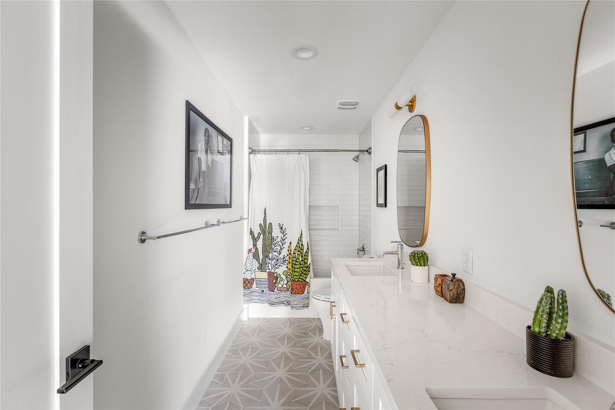 6704 Hardy Dr, Austin, TX 78757