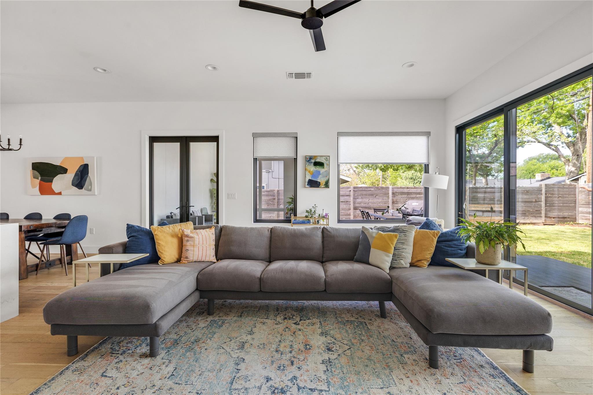 6704 Hardy Dr, Austin, TX 78757