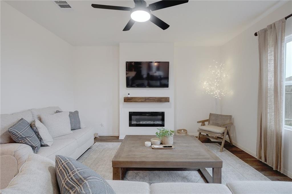 910 Bunton Reserve Blvd, Kyle, TX 78640