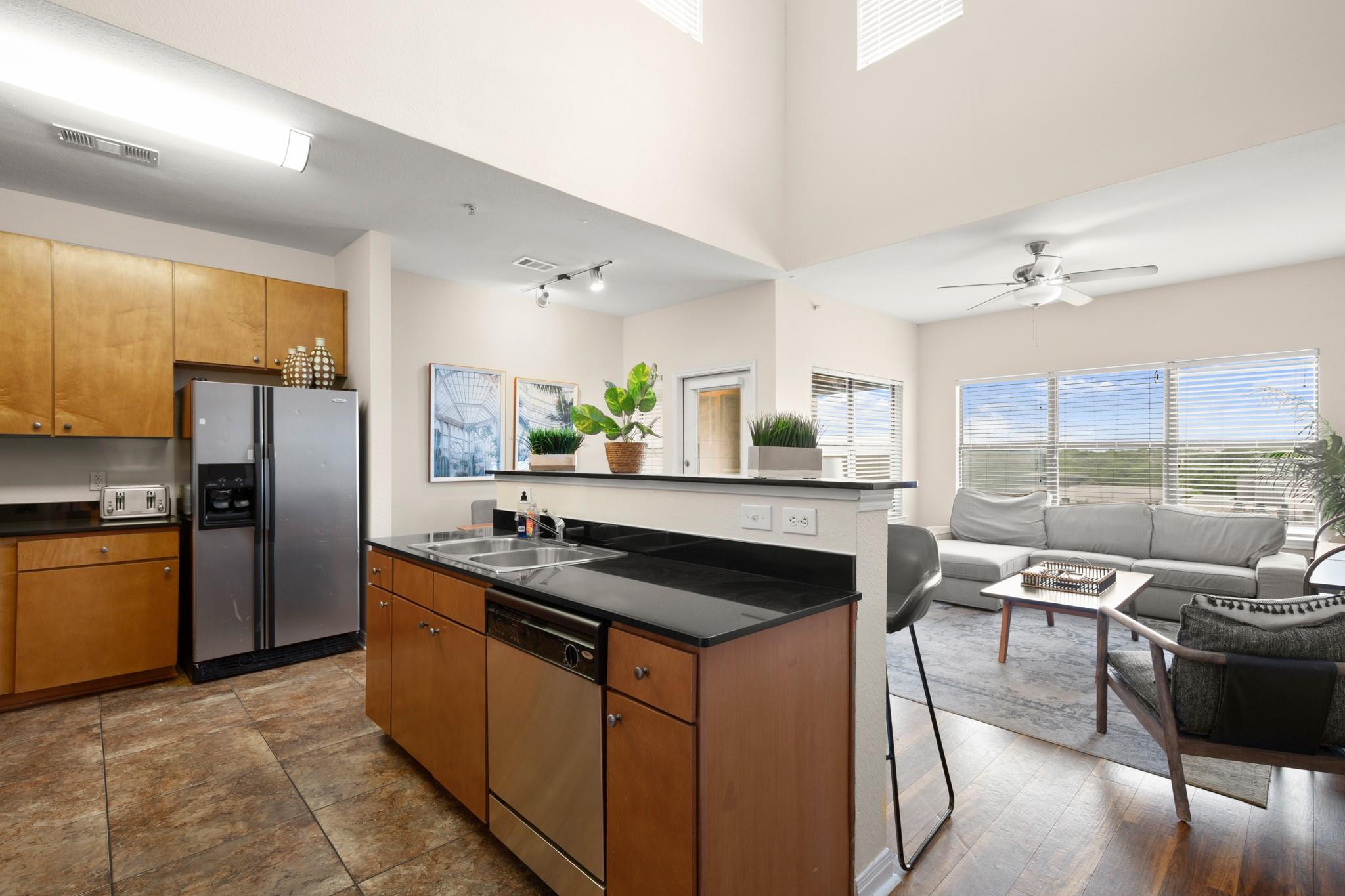 2502 Leon St # 512, Austin, TX 78705