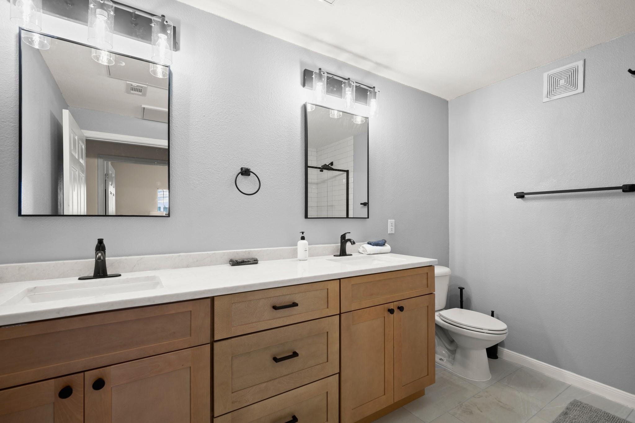 2502 Leon St # 512, Austin, TX 78705