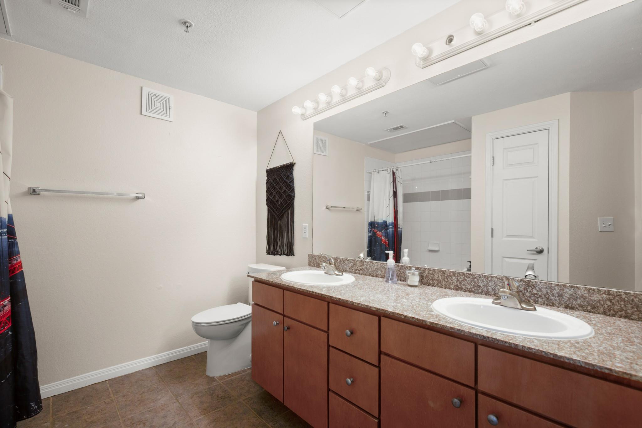 2502 Leon St # 512, Austin, TX 78705