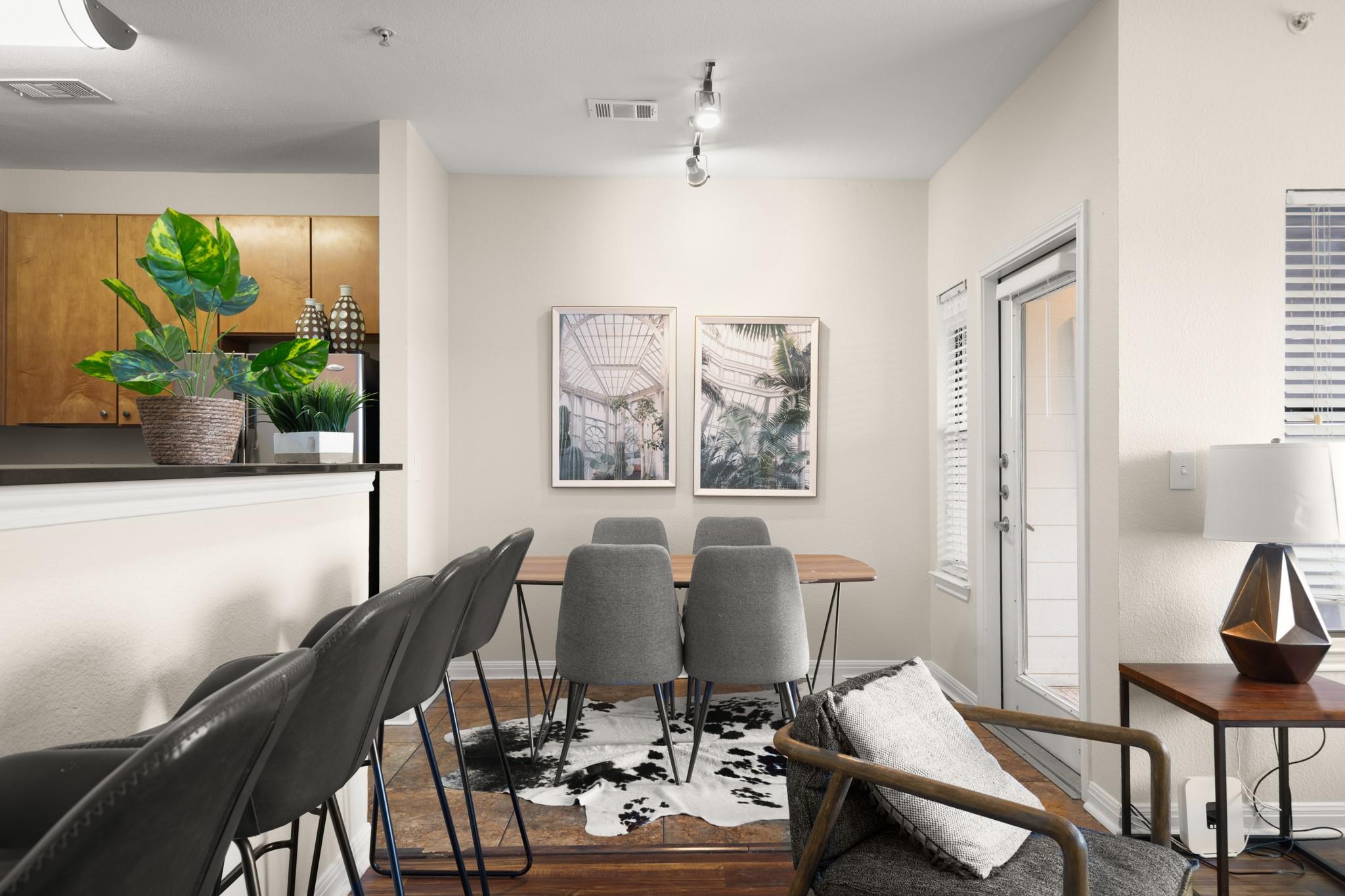 2502 Leon St # 512, Austin, TX 78705