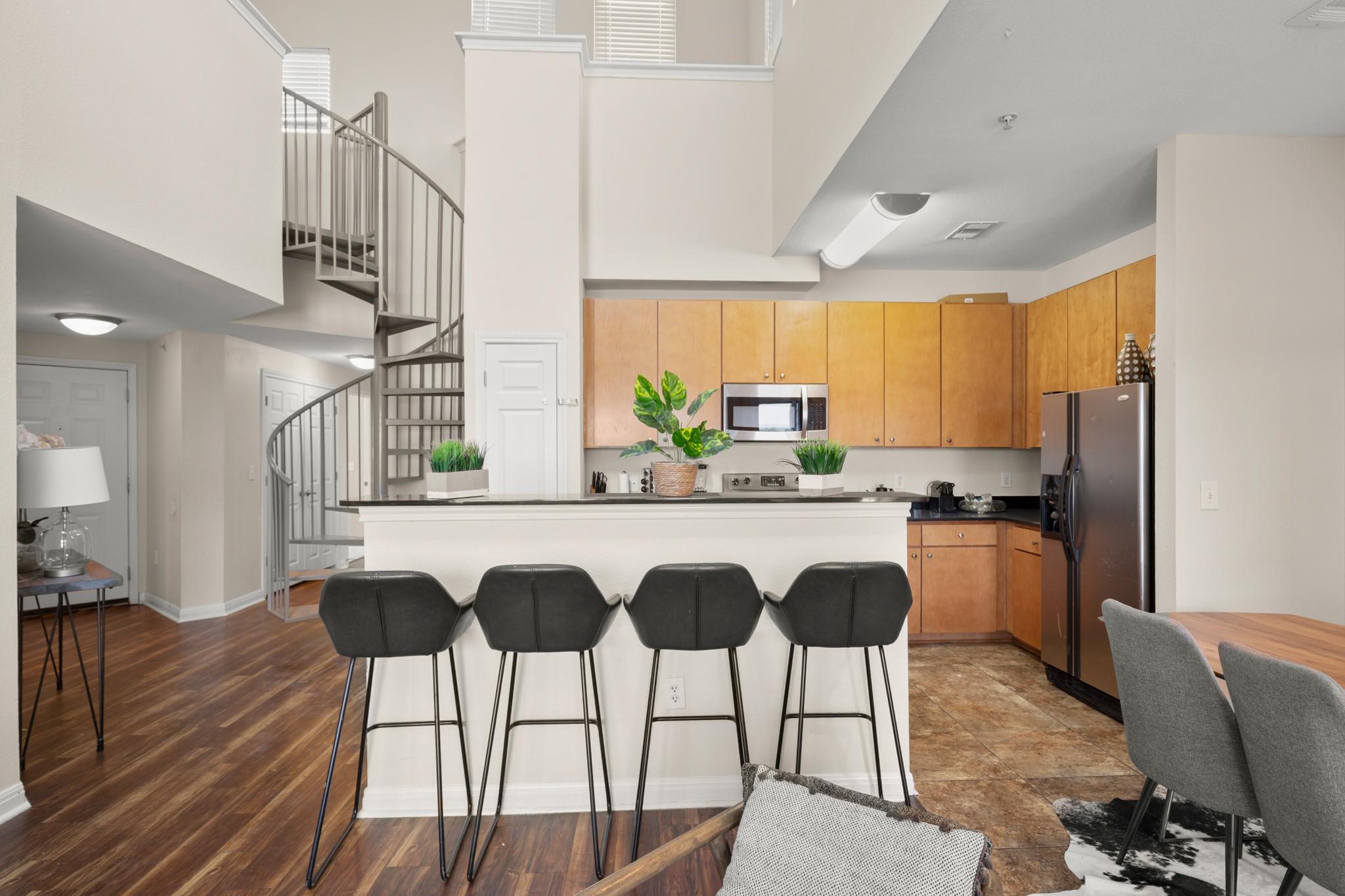 2502 Leon St # 512, Austin, TX 78705