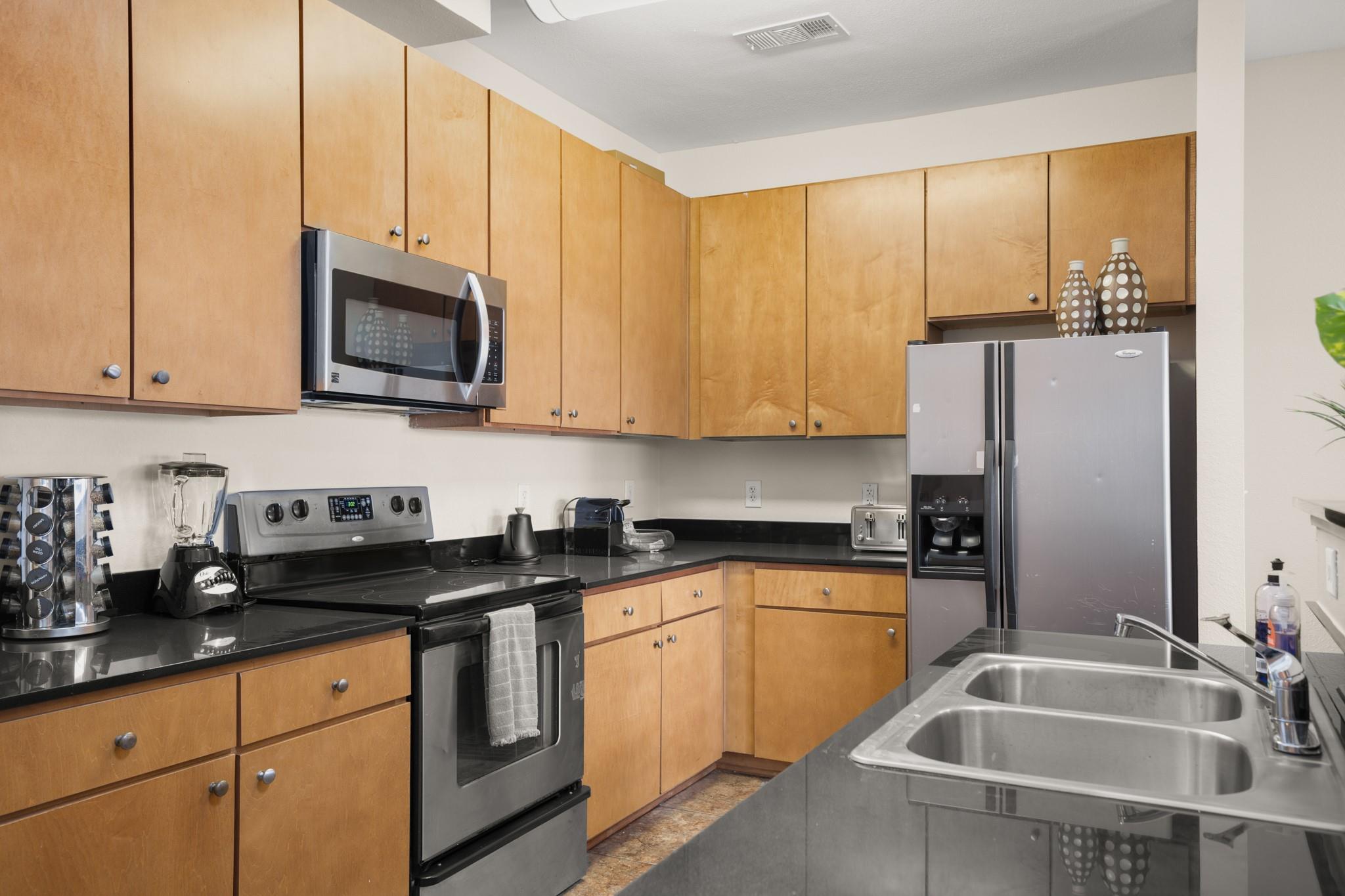 2502 Leon St # 512, Austin, TX 78705