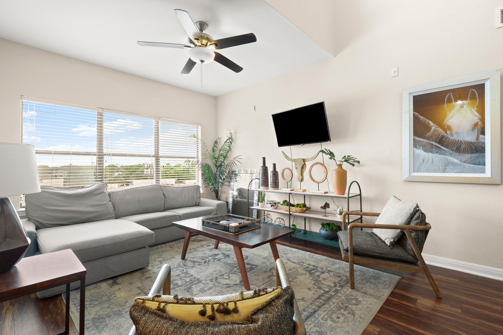 2502 Leon St # 512, Austin, TX 78705