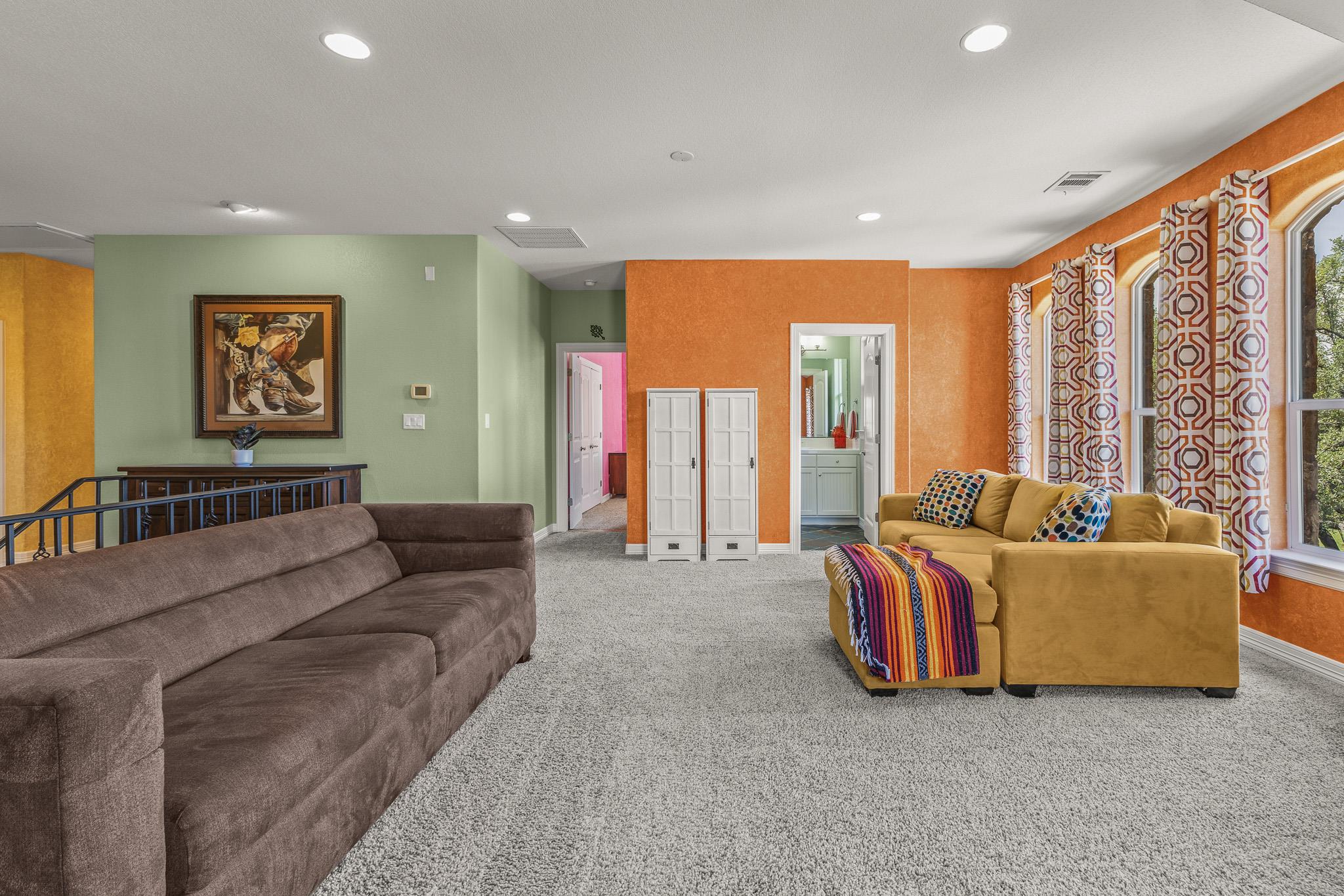 23802 Oscar Rd, Spicewood, TX 78669