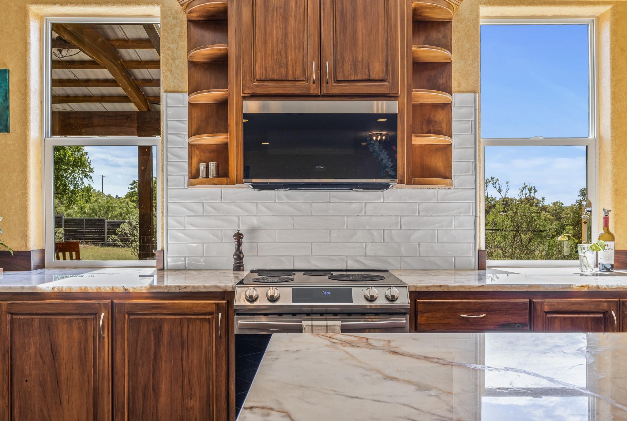 23802 Oscar Rd, Spicewood, TX 78669