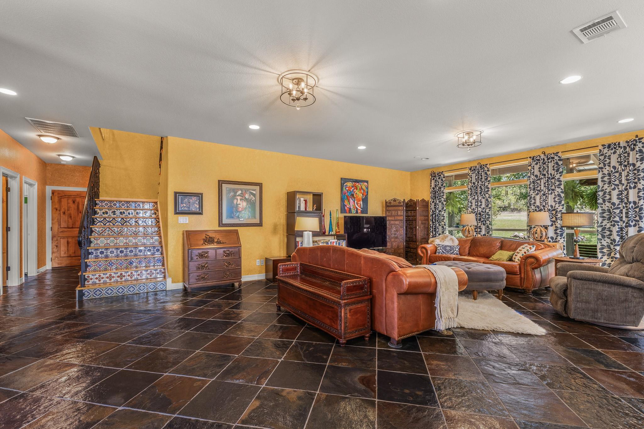 23802 Oscar Rd, Spicewood, TX 78669