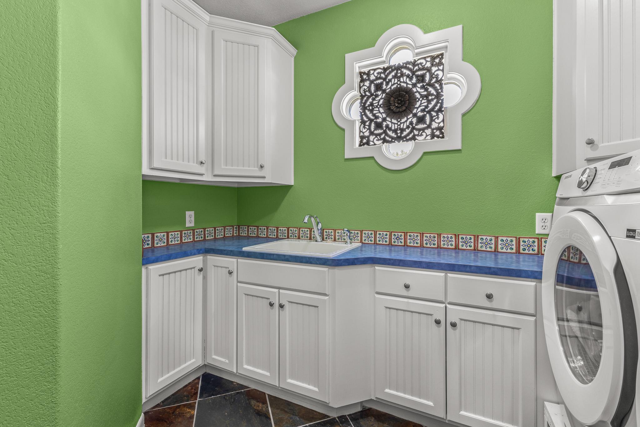 23802 Oscar Rd, Spicewood, TX 78669