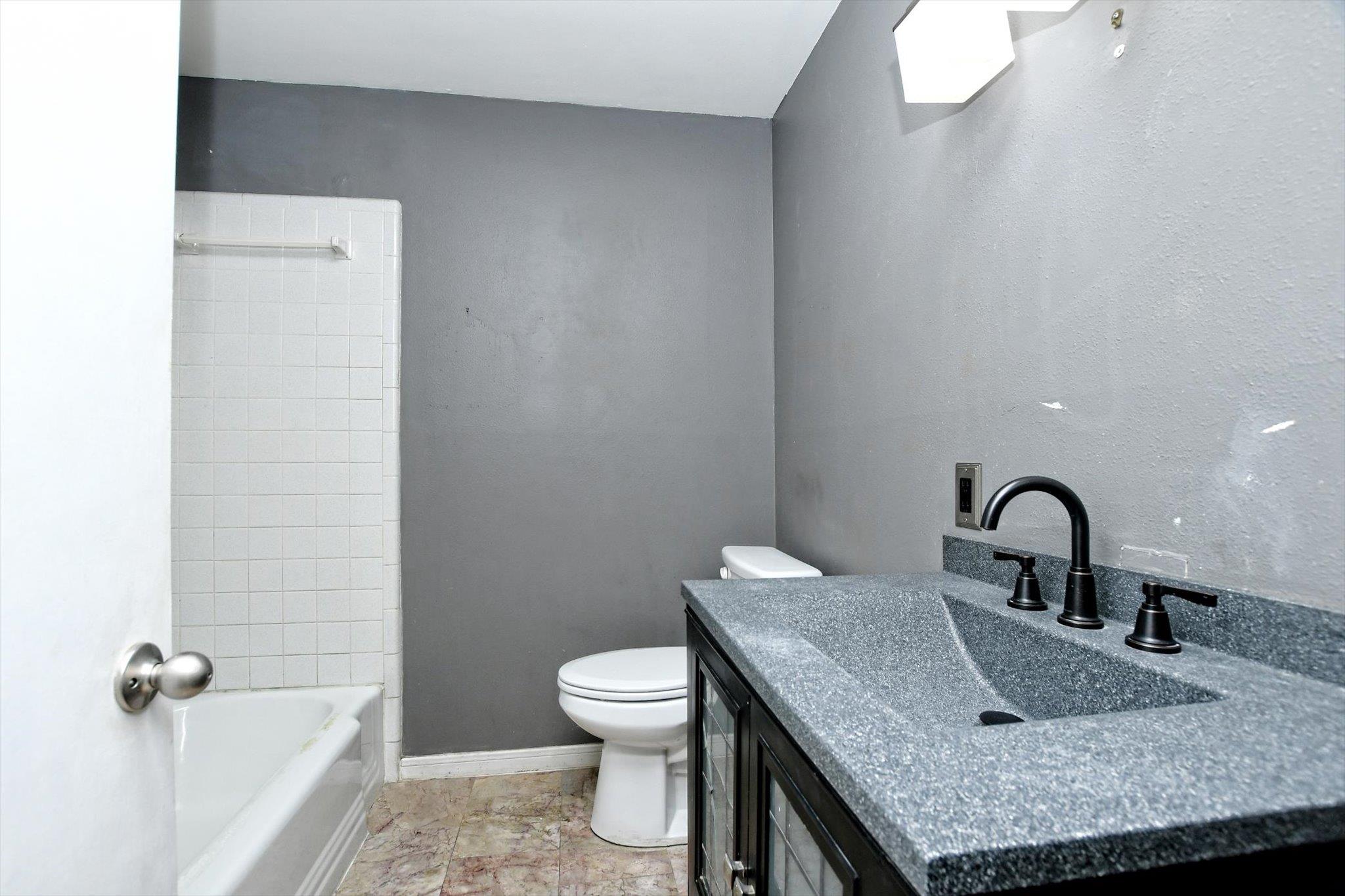 7509 Daugherty St, Austin, TX 78757