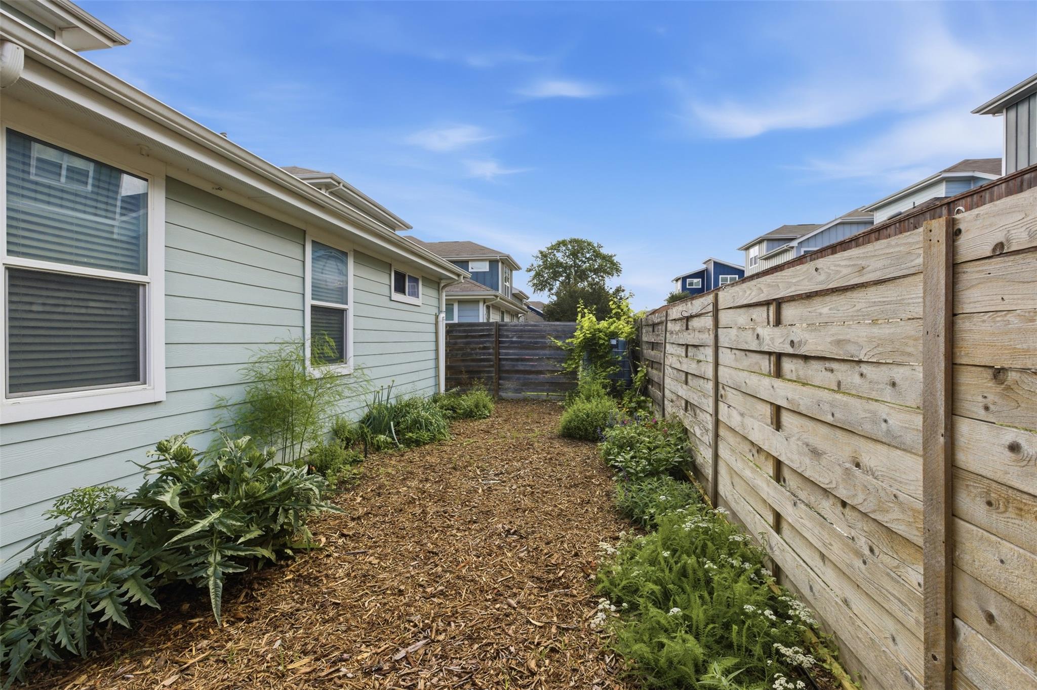 7107 Mowbray St # 44, Austin, TX 78741