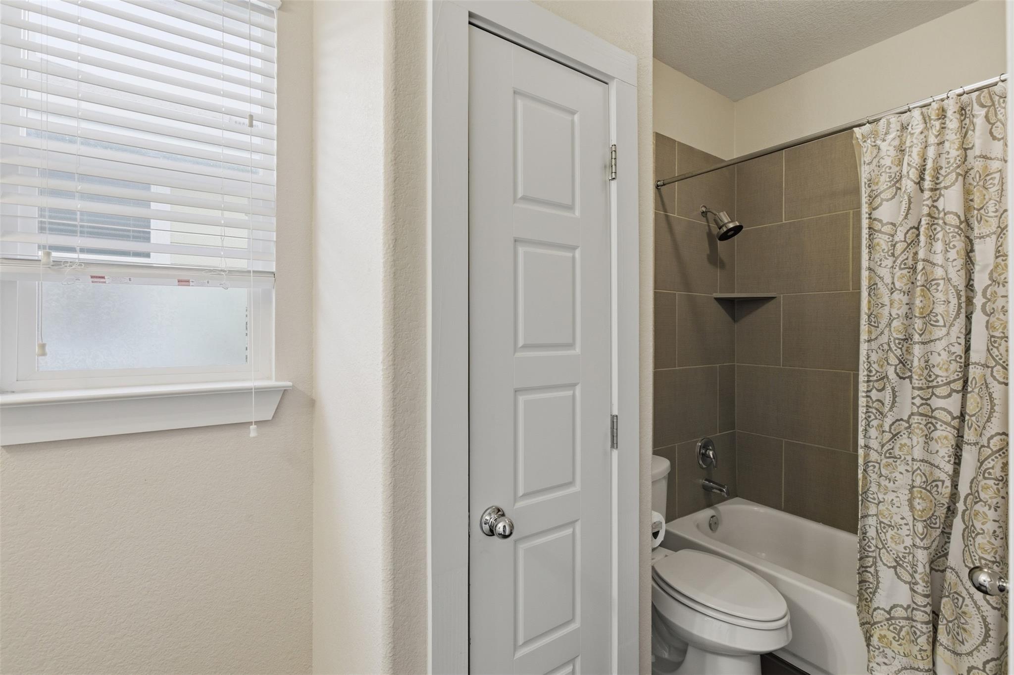 7107 Mowbray St # 44, Austin, TX 78741