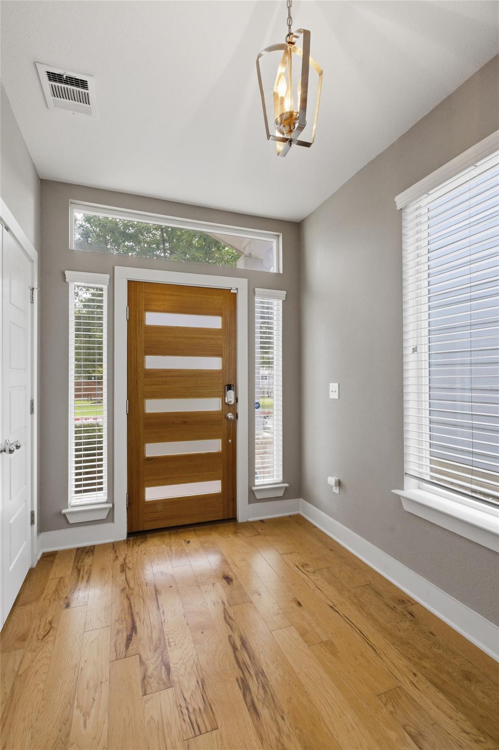 7107 Mowbray St # 44, Austin, TX 78741