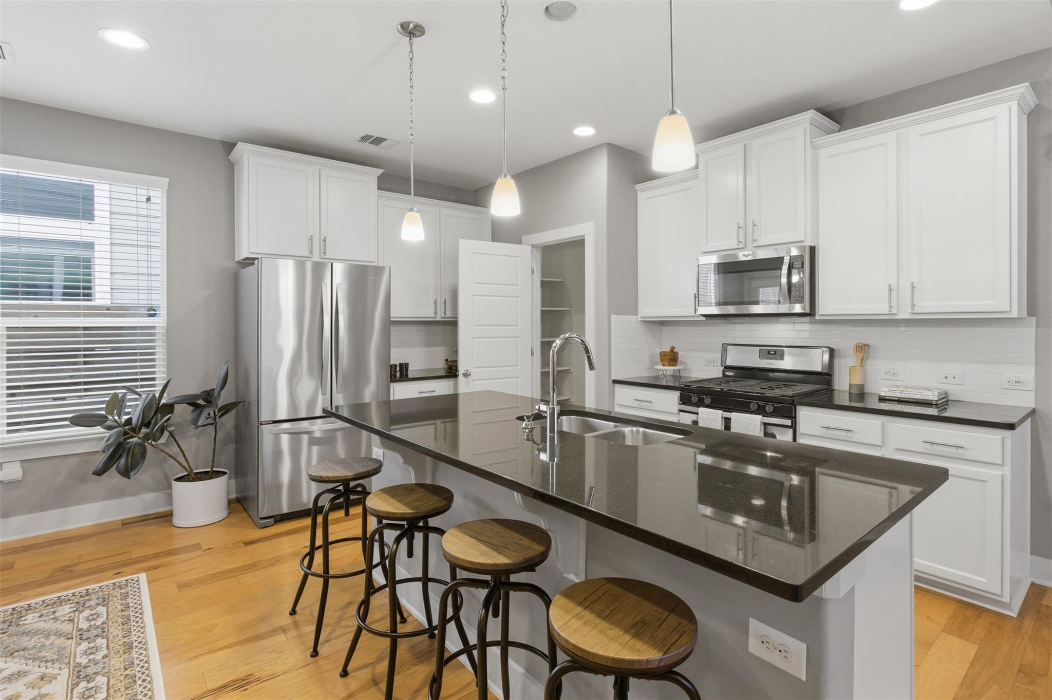 7107 Mowbray St # 44, Austin, TX 78741