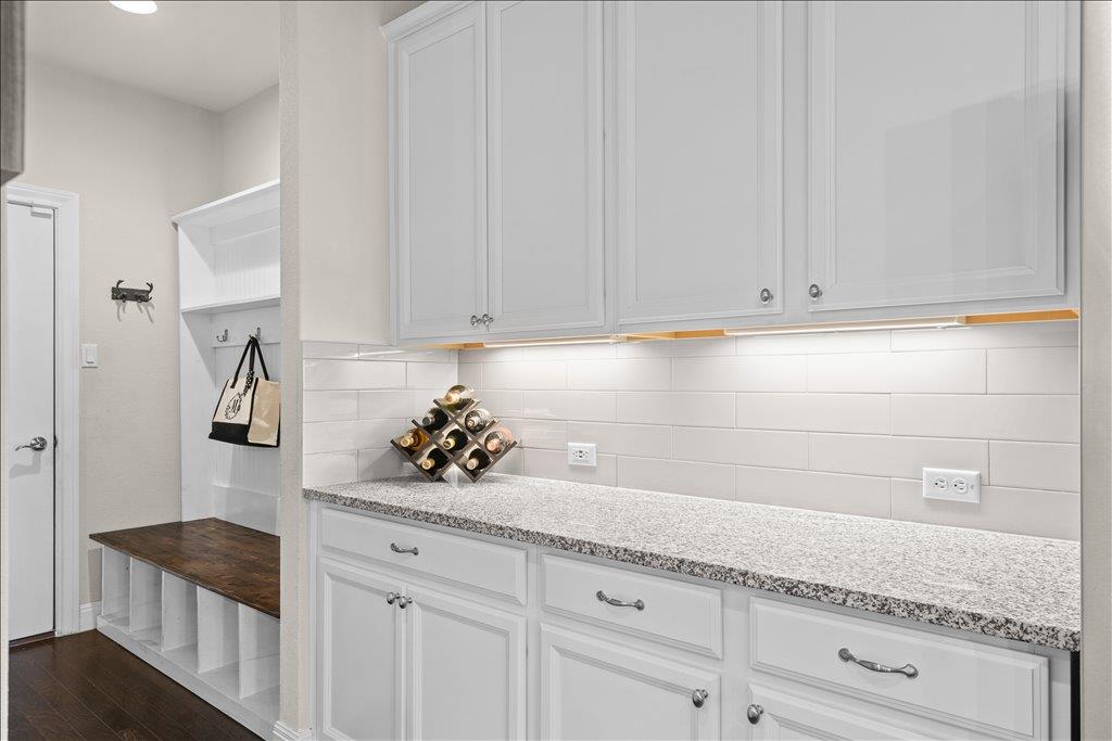 1620 Dusty Bnd, Leander, TX 78641