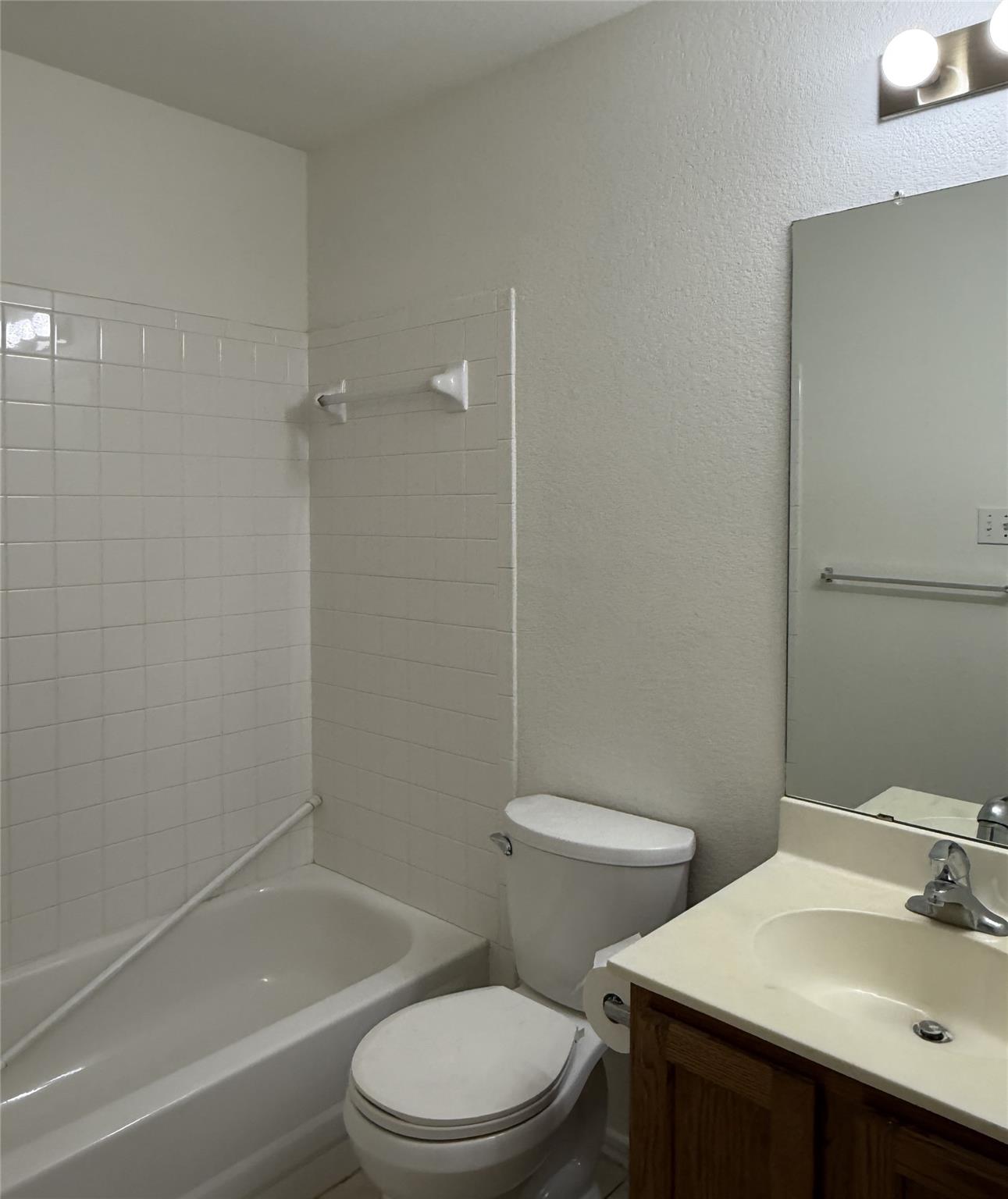 700 House Creek St, Leander, TX 78641