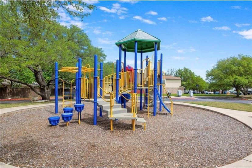 700 House Creek St, Leander, TX 78641